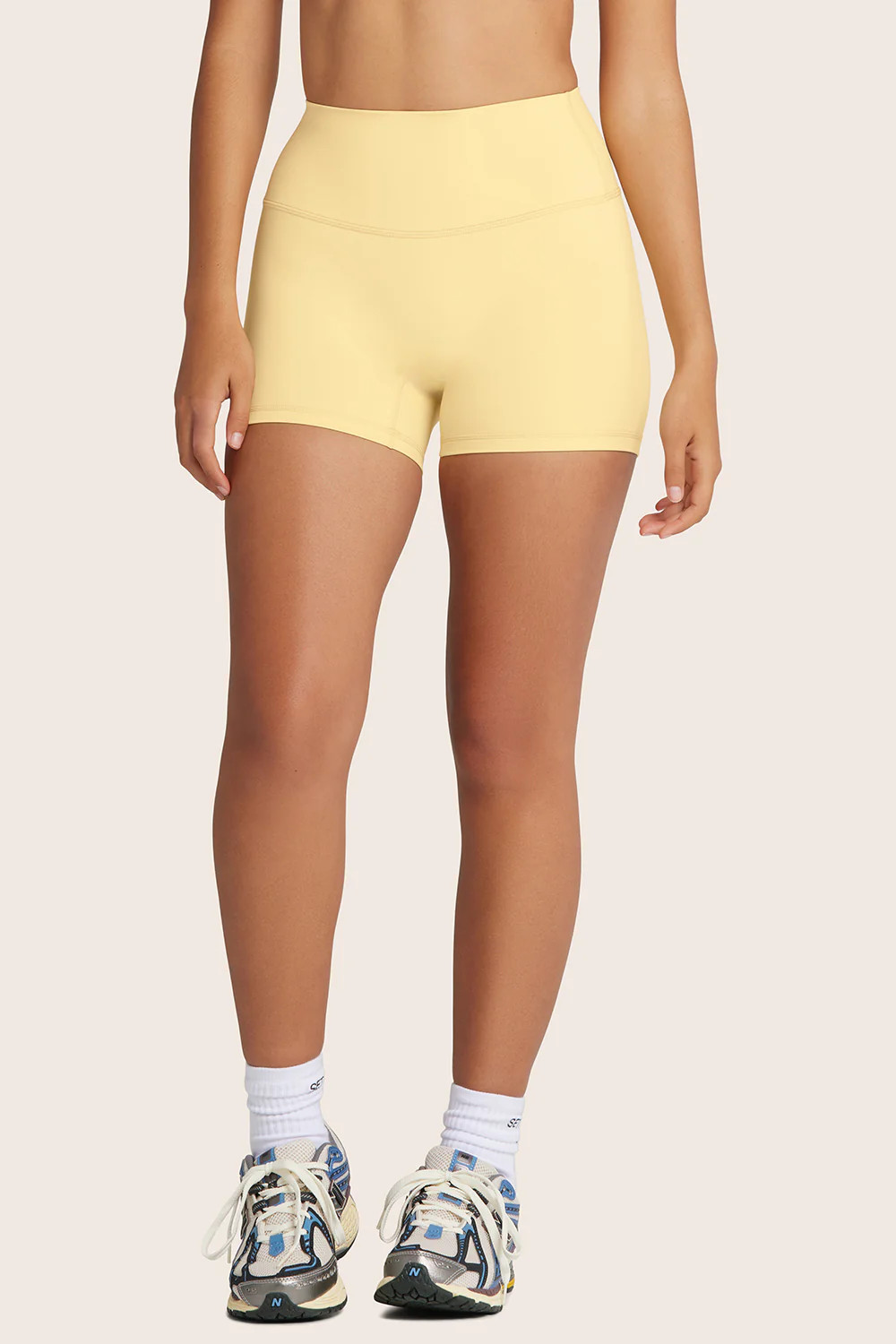 AIRLUXE™ BREATHE SHORTS - BUTTER | SET Active