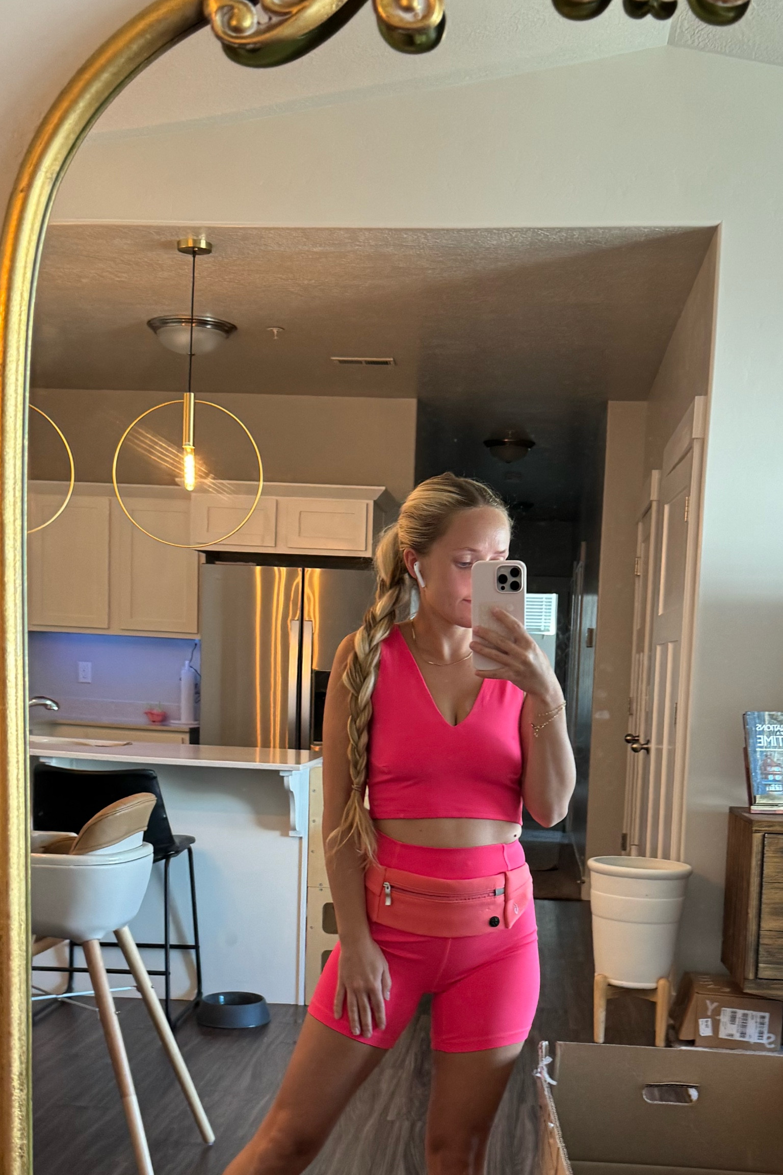 NEW NEON RUNNING SET

#LTKActive