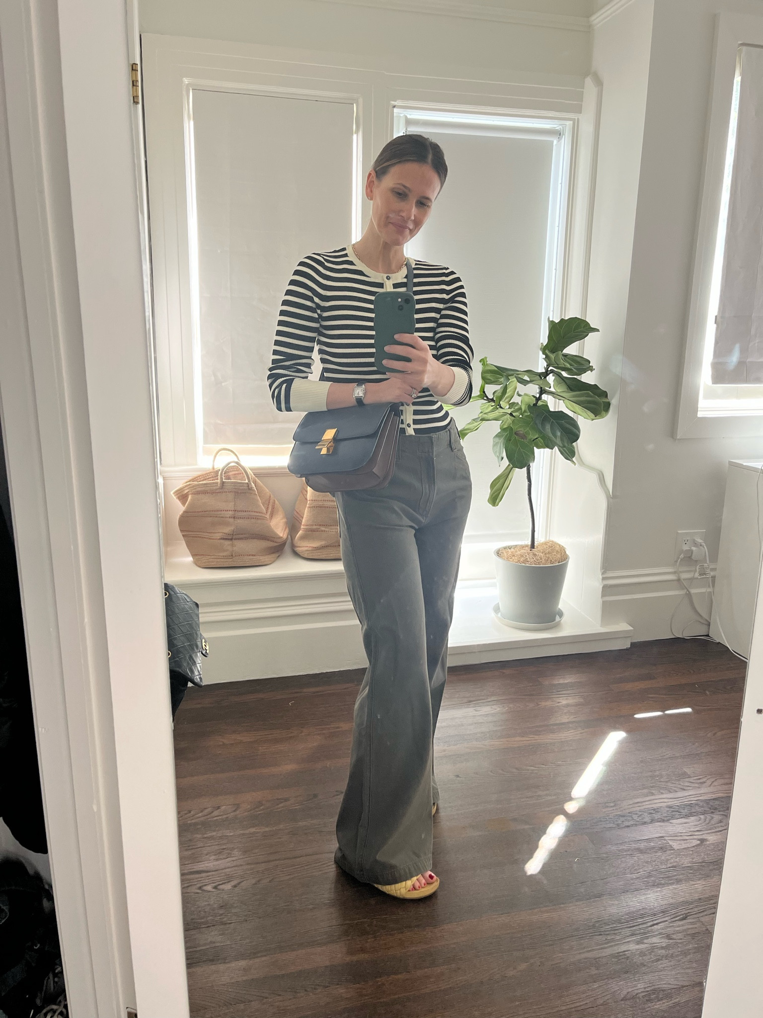 Easily my favorite spring pants 

#LTKSeasonal #LTKFind