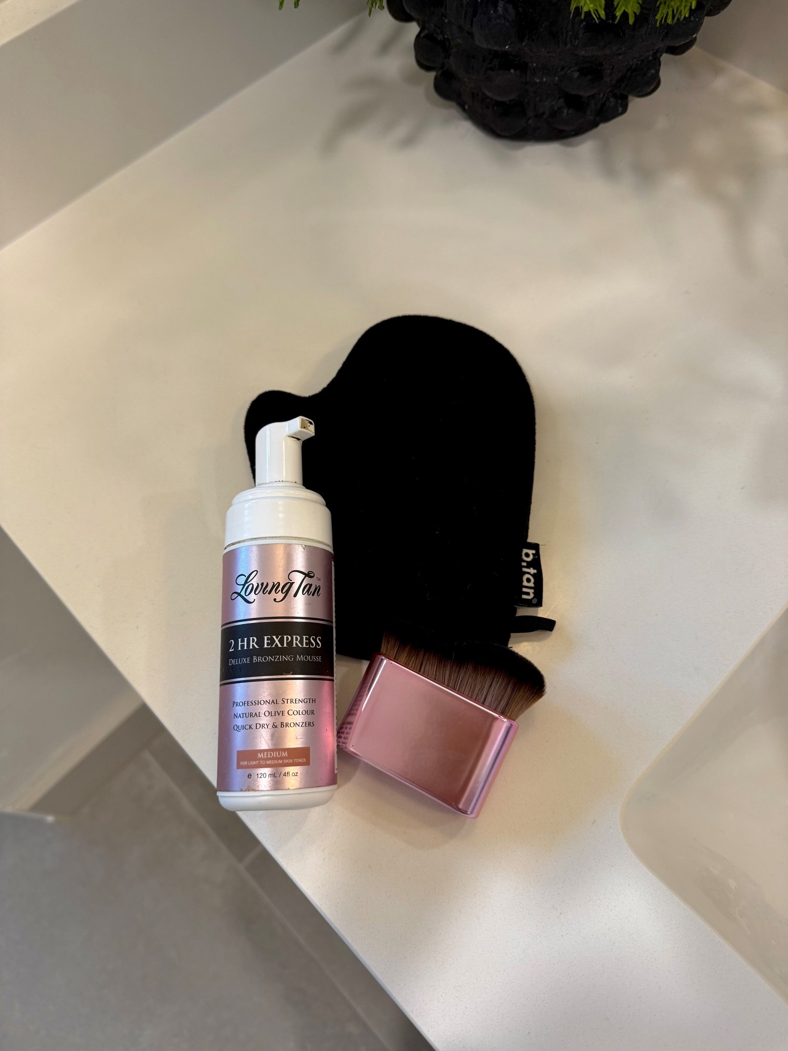 Holy grail self tan mousse  

#LTKBeauty #LTKFindsUnder50 #LTKselfcare