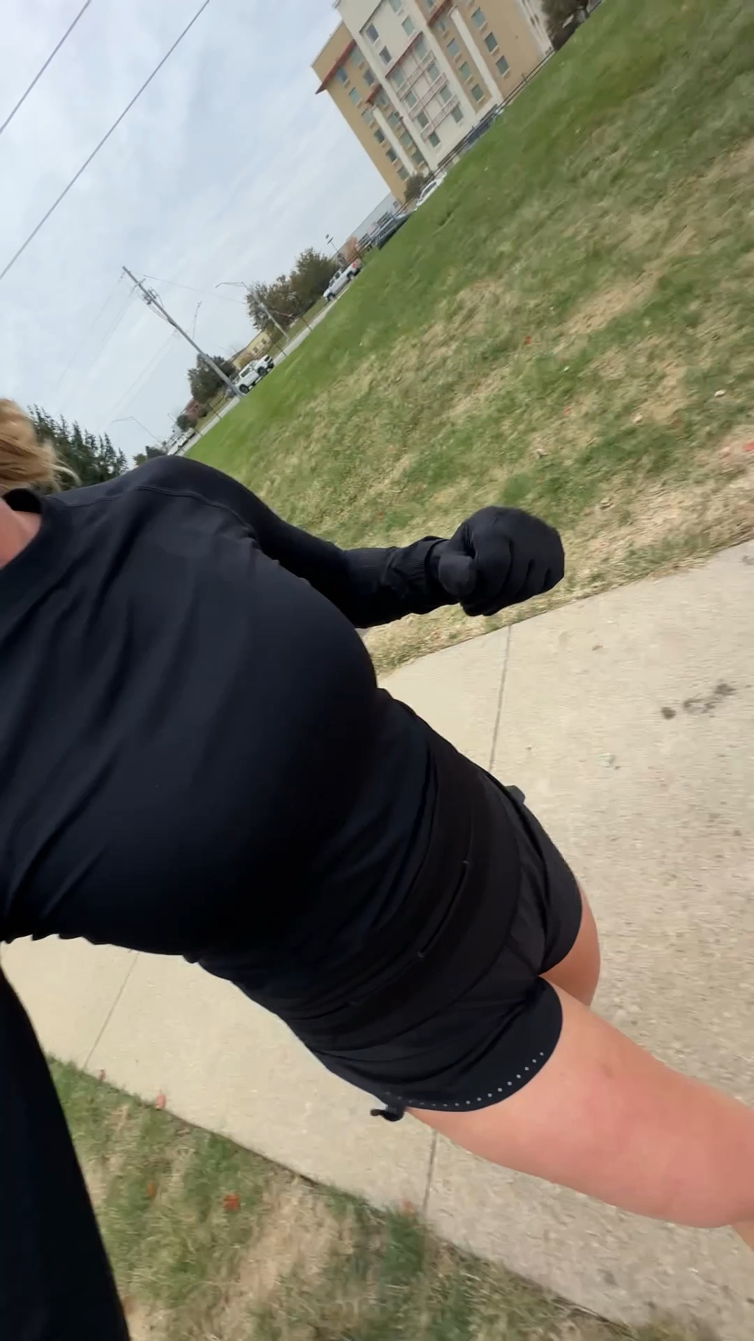 That feeling when you wear the perfect running outfit for the weather 😍

#LTKFindsUnder50 #LTKFindsUnder100 #LTKActive