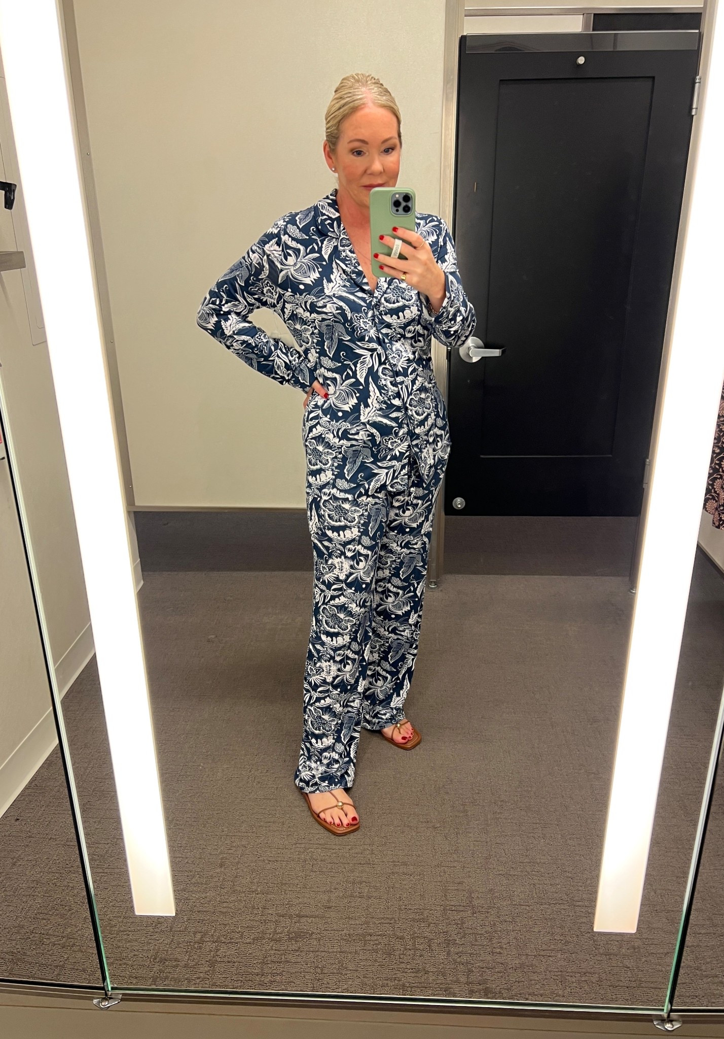 Nordstrom Anniversary Sale PJ set. Also in shorts and cropped. 
Wearing size S


#LTKFindsUnder100 #LTKSaleAlert #LTKOver40