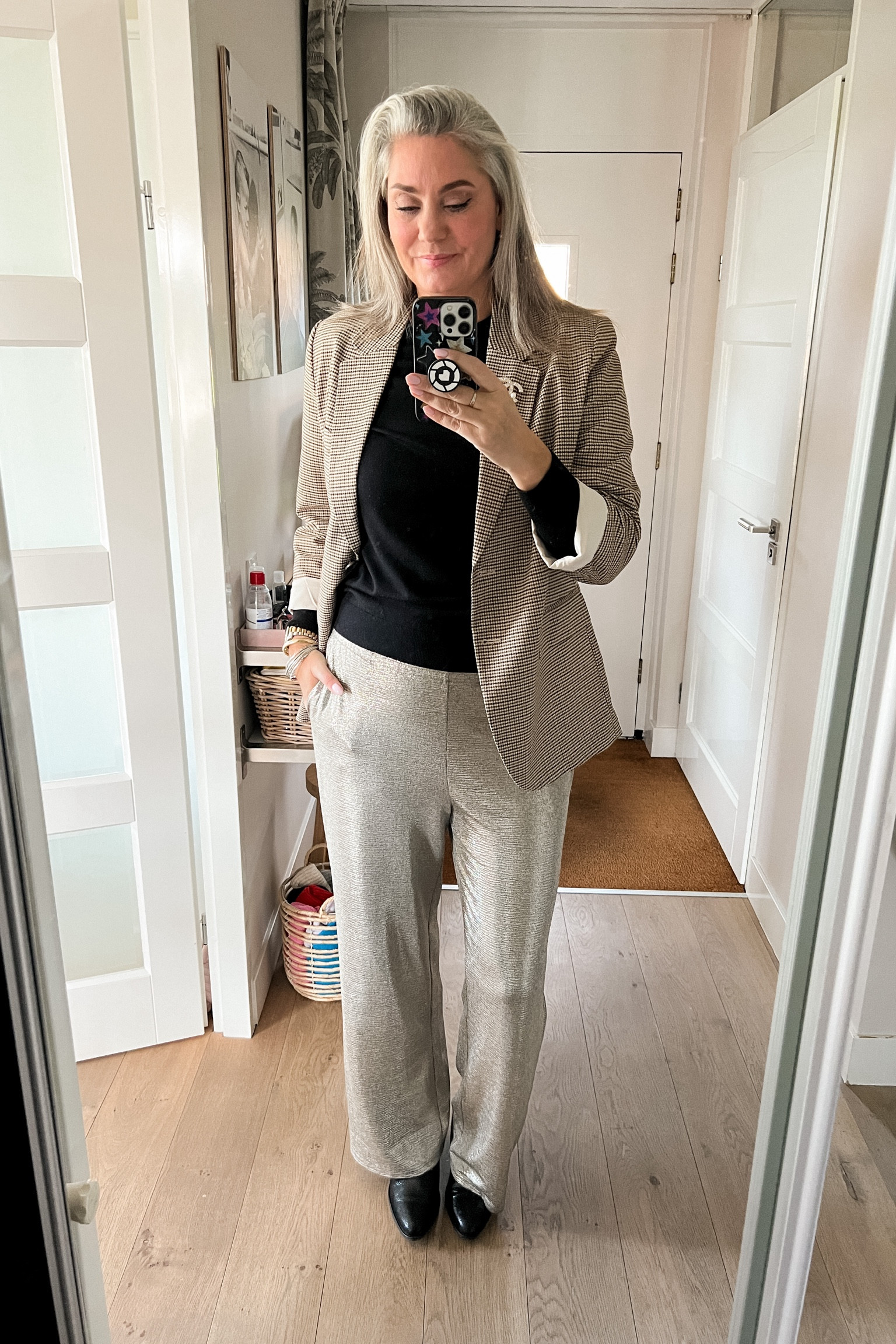 Ootd - Friday
Silver pants, heattech baselayer, wool sweater, plaid blazer and black boots. 



#LTKstyletip #LTKover40 #LTKeurope