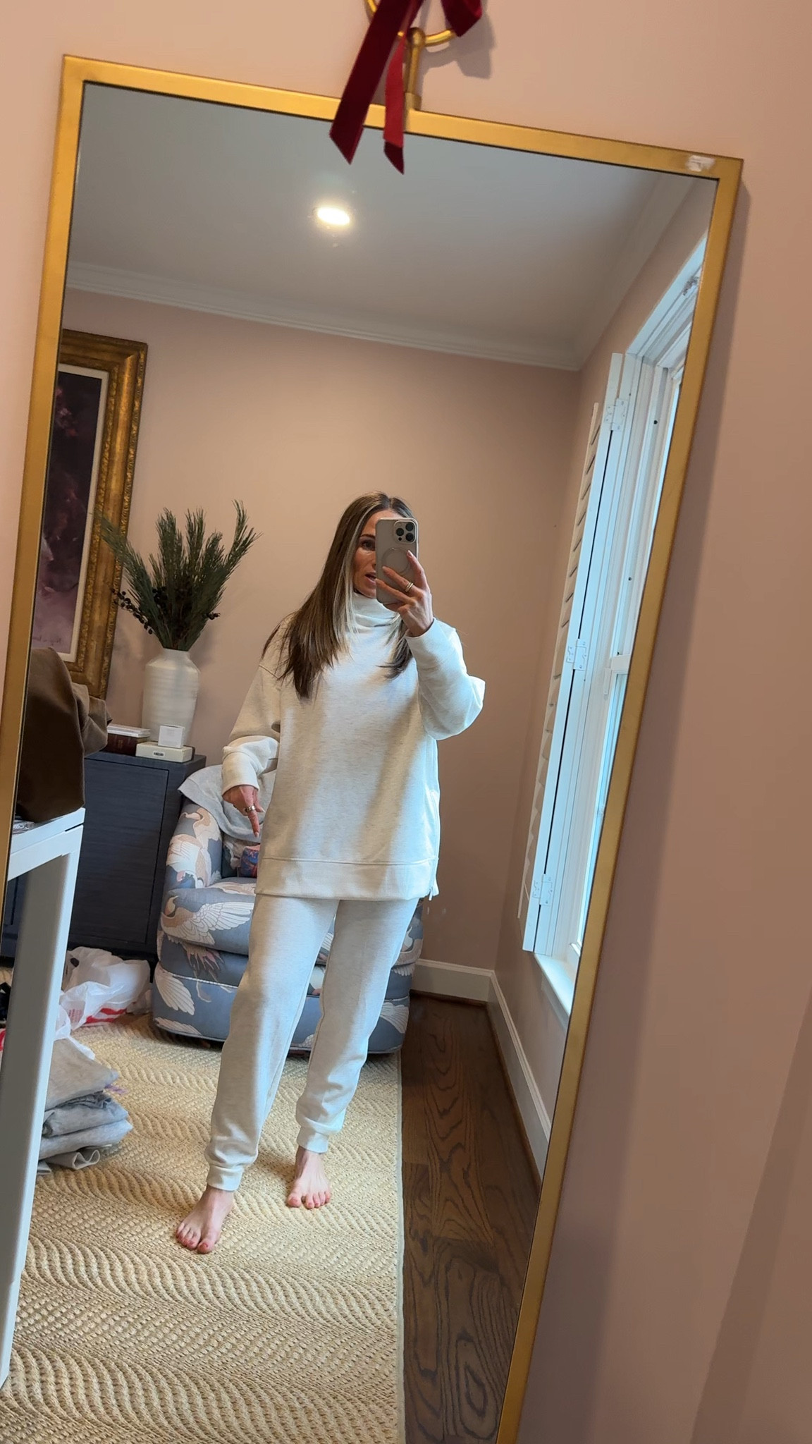 Another target winner for loungewear- the mockneck runs true to size and the whole outfit is SO soft and feels like Spanx

#LTKootd #LTKFindsUnder50 #LTKFindsUnder100