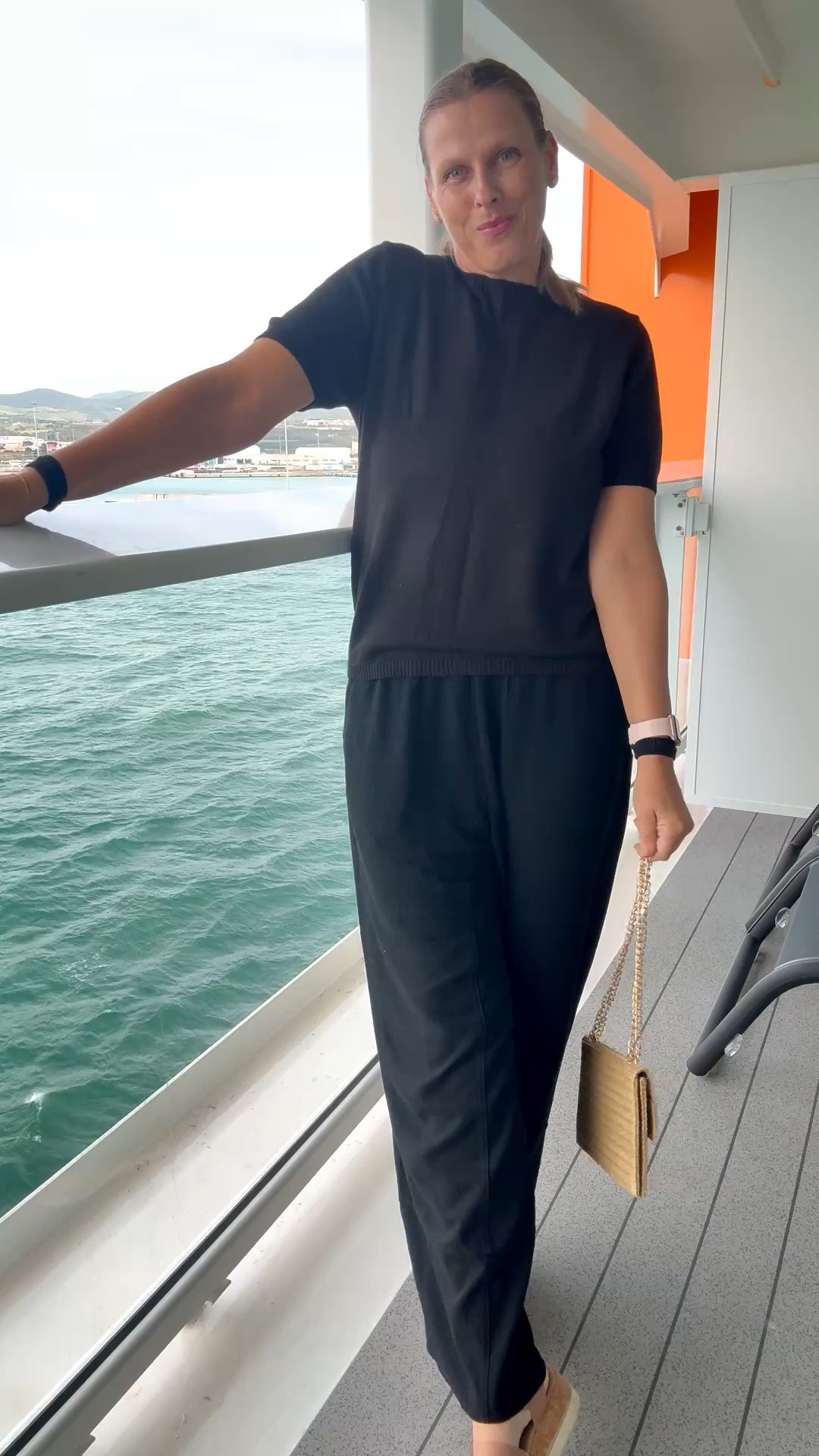 Cruise outfit idea 

Keeping it chic and classy with this monochromatic look.
Linen pants and a cute black shirt . Head to toe Amazon

#LTKfall #LTKtravel #LTKstyletip