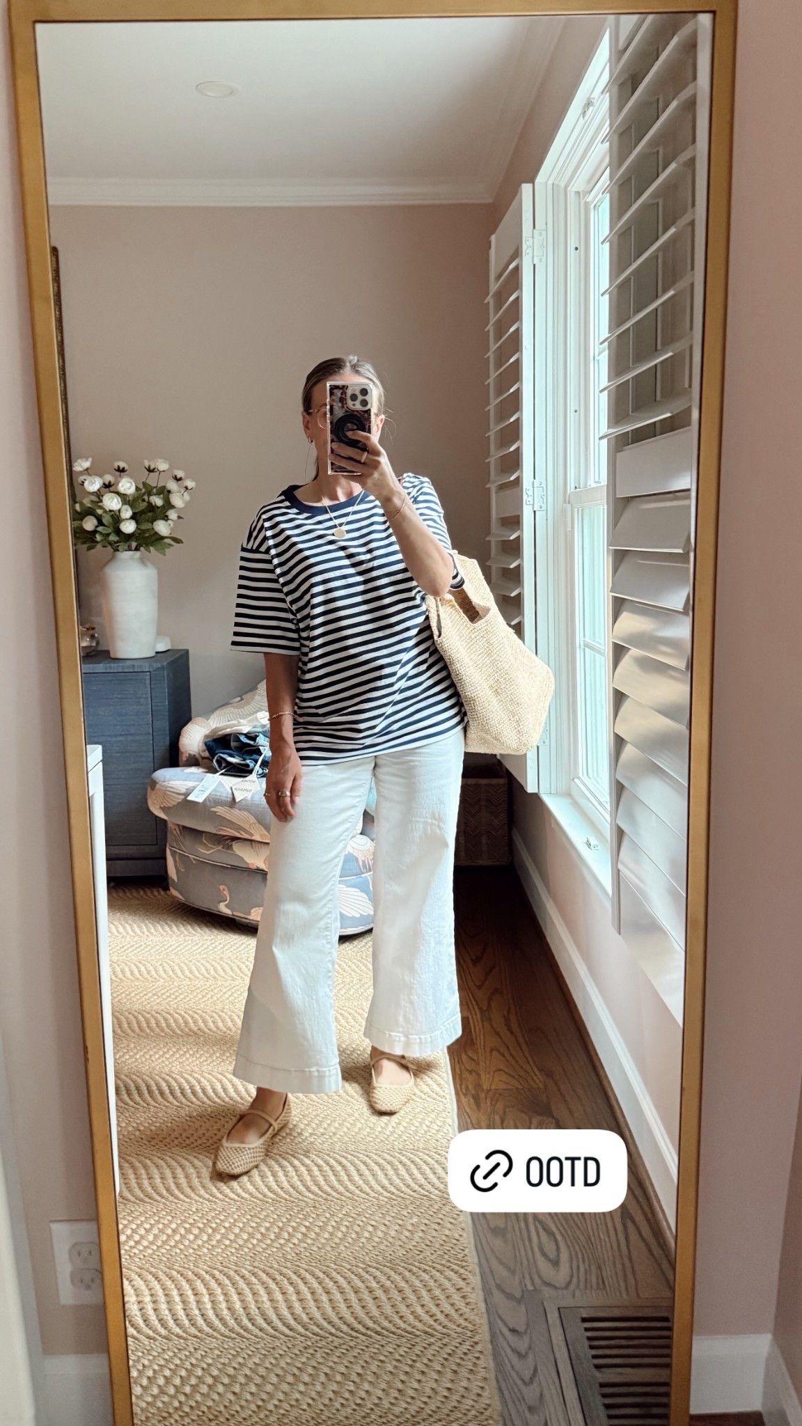 I had a million meetings and appointments today. These pieces from my summer capsule wardrobe were perfect.

#LTKmomlife #LTKgrwm #LTKootd