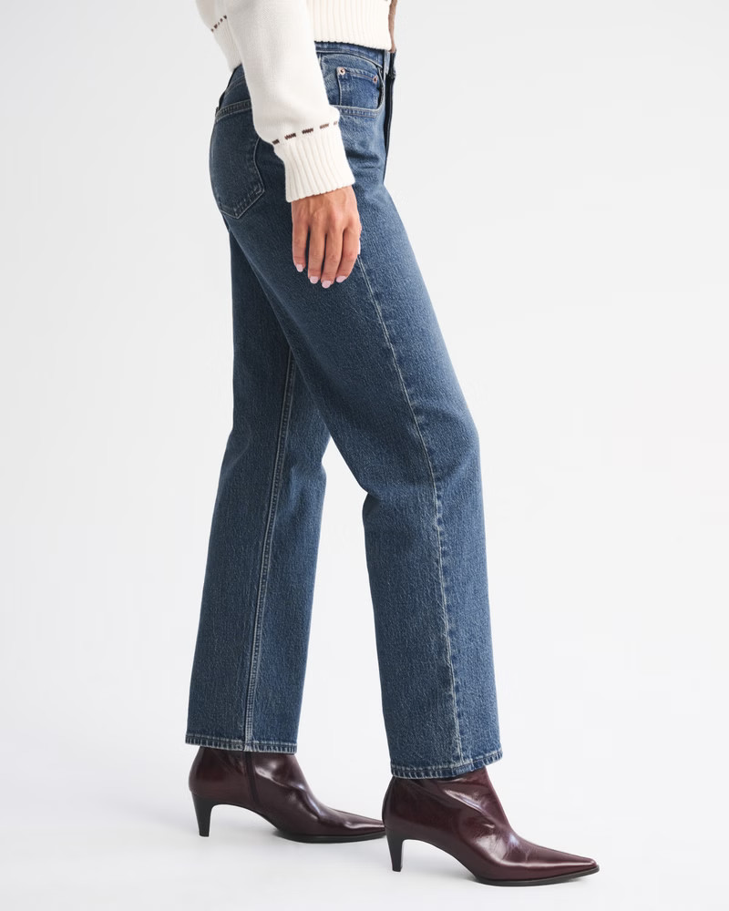 Curve Love High Rise Vintage Straight Jean | Abercrombie & Fitch (UK)