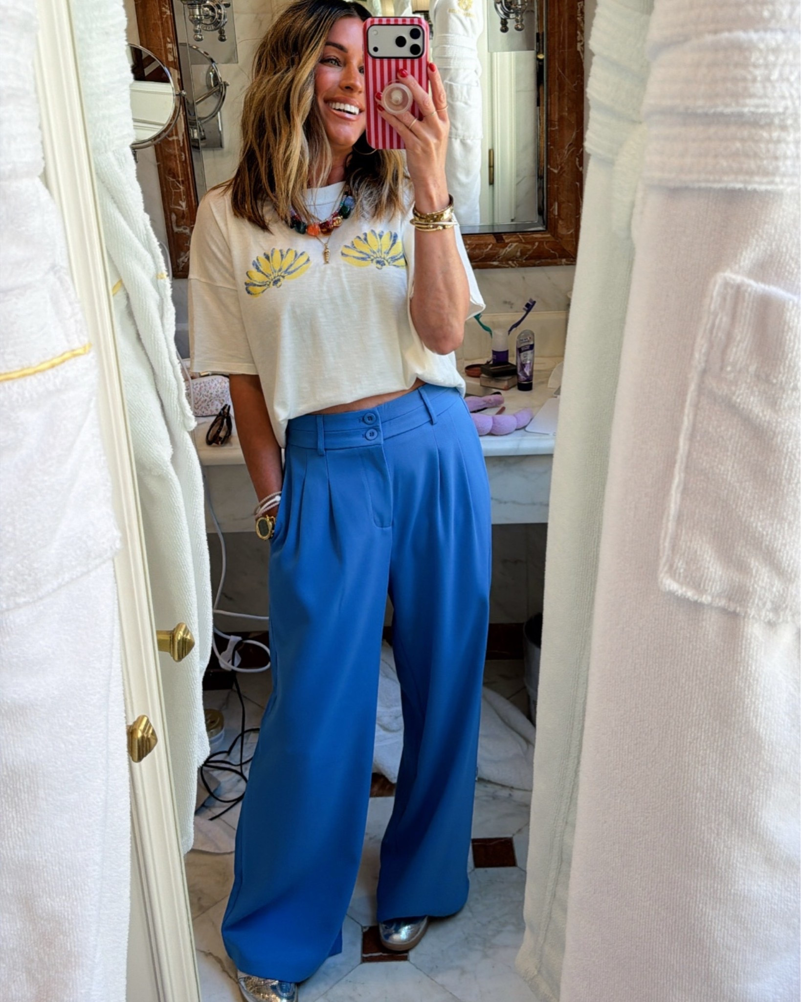 Summer-chic! 💙
xs in tee, small in pants.

#LTKootd #LTKdayinmylife #LTKTravel