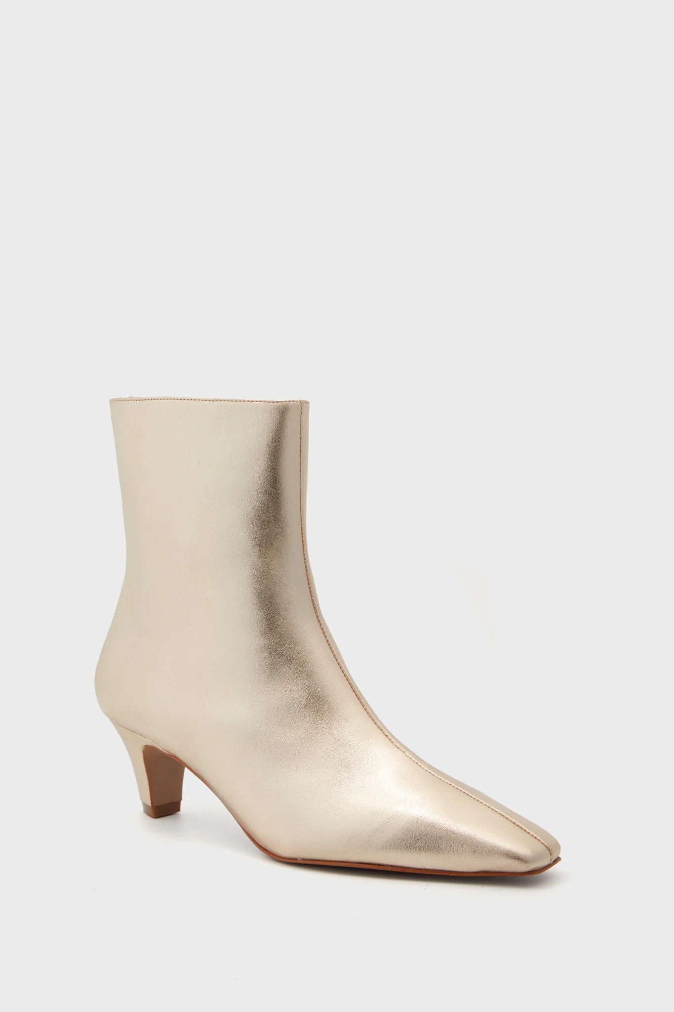 Tuckernuck | Tuckernuck (US)