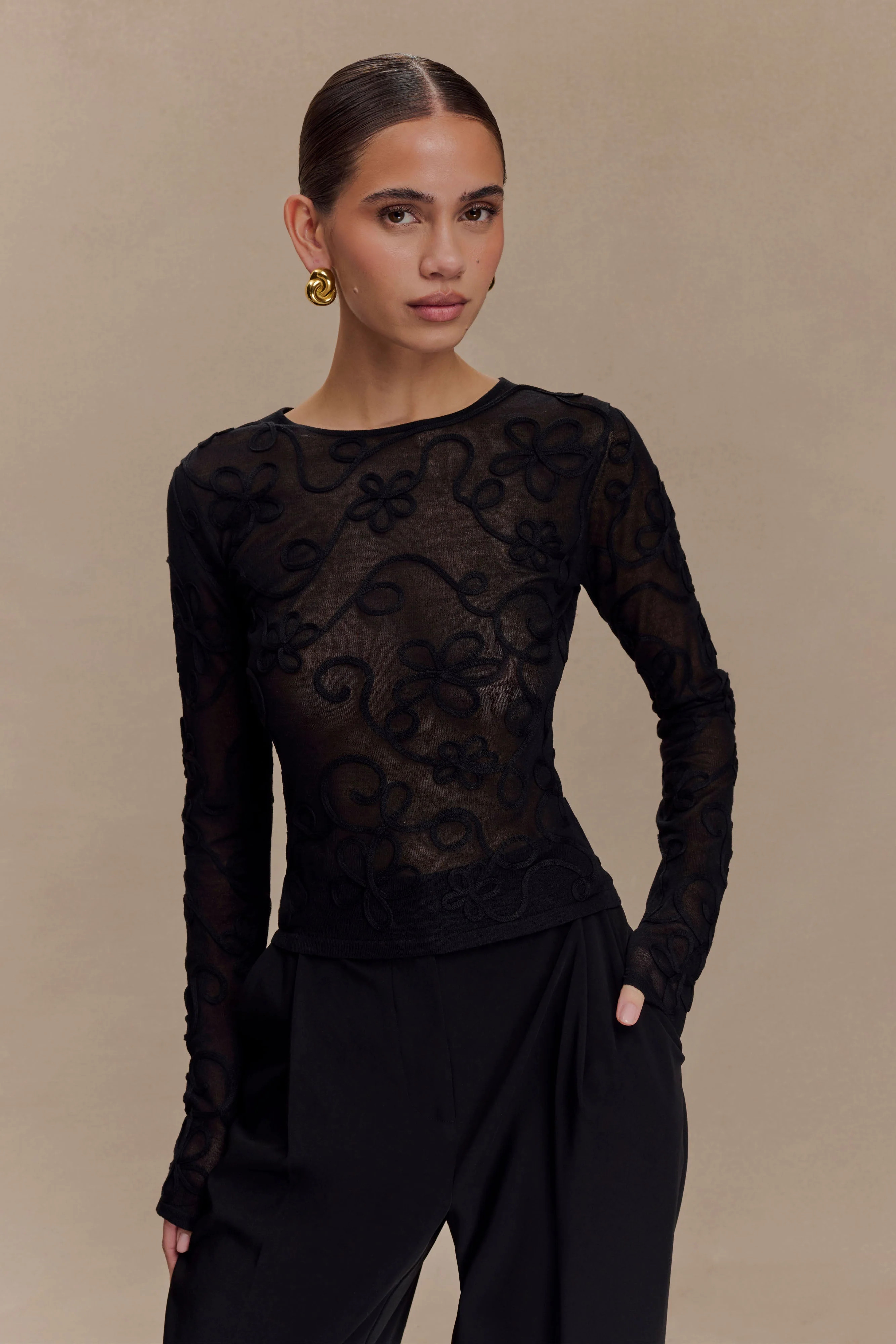 Omari Embroidery Long Sleeve Knit Top - Black | MESHKI US