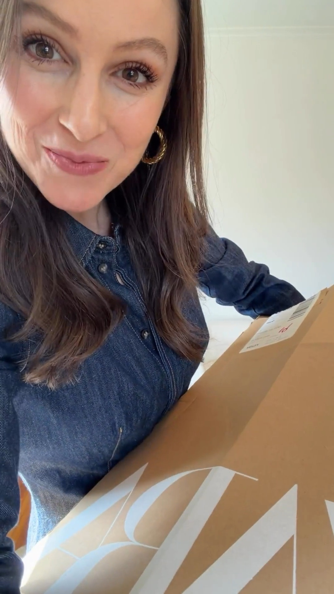 Zara Haul SIZING details! And some other picks below, too!

Green Tank: true to size 
Cargo Barrel Pants: true to size 
Belted Balloon Pant: size down one 
Green Jacket: true to size 
Cargo Skirt: true to size 
Sleeveless Vest: size down one
Blue Jacket: true to size 
Lace Skort: size down one
Curved Hem Sweater: true to size
camel sweater: true to size or size down one 

#LTKOver40 #LTKSeasonal