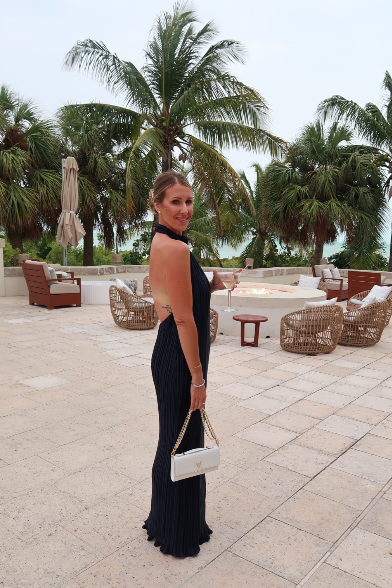 The BEST sticky bra light lifting

#LTKootd #LTKOver40