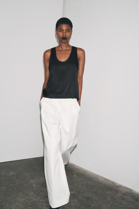 ZARA WOMAN COLLECTIONTop made of viscose yarn. Round neck and sleeveless. Gathered detail on the ... | Zara US