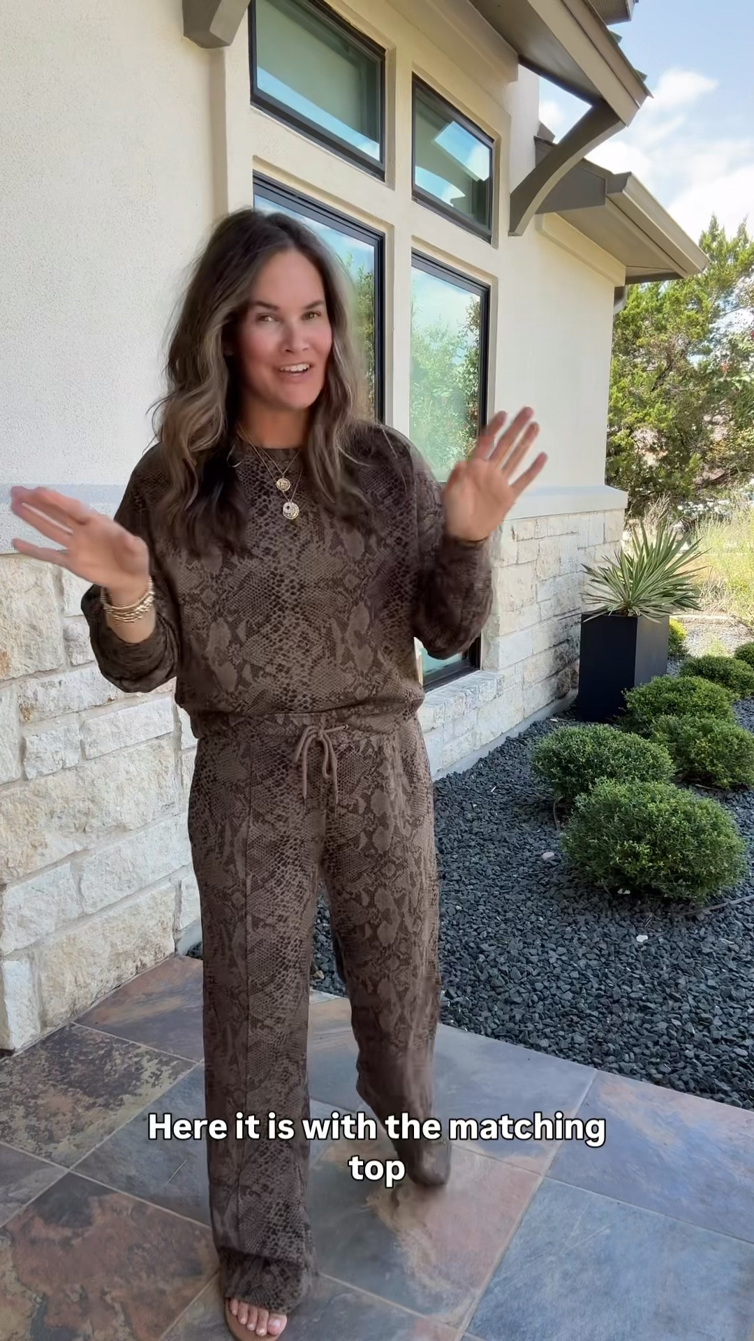 The matching set that looks SO high end but feels so comfortable! Such an easy outfit that looks so amazing ! 🤎🍂

#LTKootd #LTKSeasonal #LTKmomlife