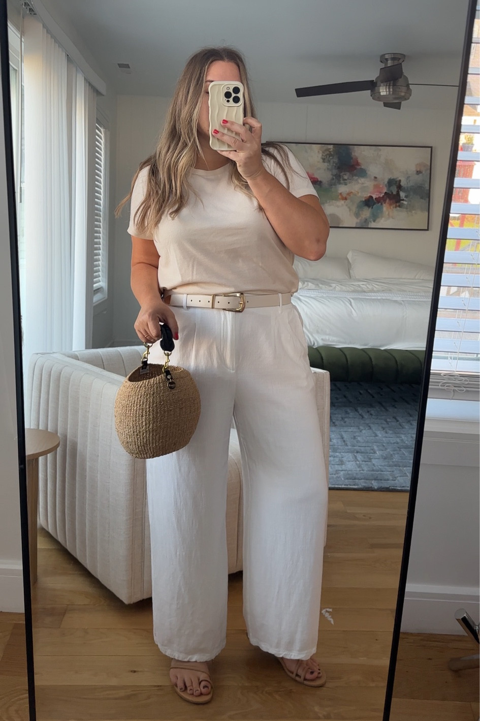 Pants true to size

I sized up in tee