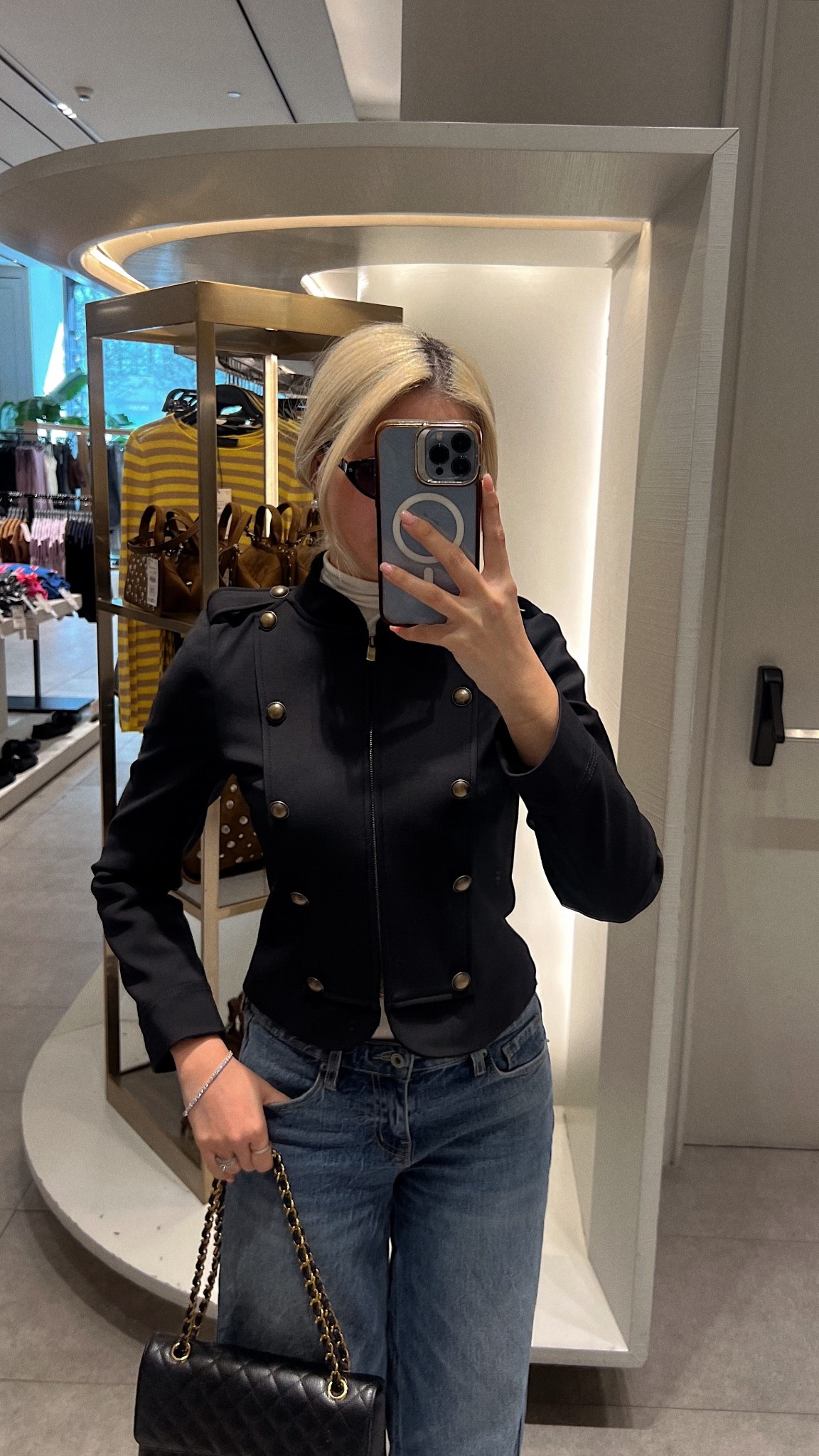 The smartest/casual jacket i own💙

#LTKgrwm #LTKootd #LTKdayinmylife
