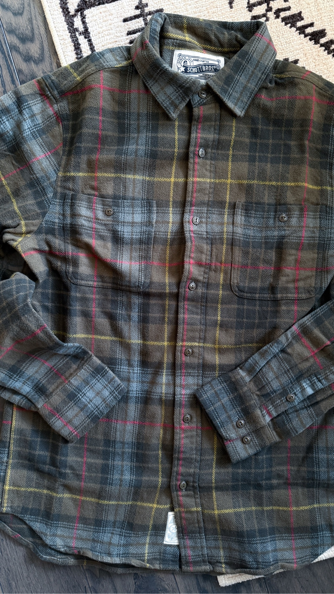 This flannel lives in my car or gym bag. I throw it on over tanks & sports bras or tie it around my waist when I’m done. Soft, broken in, & easy. One of those pieces I reach for without thinking.

plaid shirt women - flannel shirt women - button down shirt - oversized shirt - casual layering top - everyday casual outfit - athleisure layer - workout outfit layer - neutral plaid shirt - relaxed fit shirt - fall layering piece - casual wardrobe staple - easy throw on top - weekend outfit idea - transitional layering piece - casual style essential - comfortable everyday clothing - laid back outfit idea - simple outfit layer - classic plaid top

#LTKootd #LTKActive #LTKU