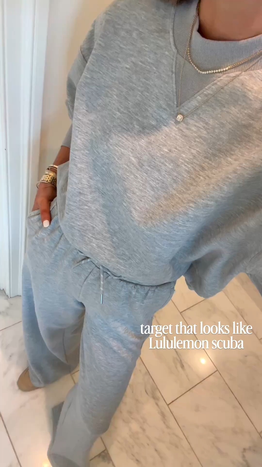 Comfy target set that looks like Lululemon. It's so soft. I'm wearing size small in top and xs in bottoms which fit tts