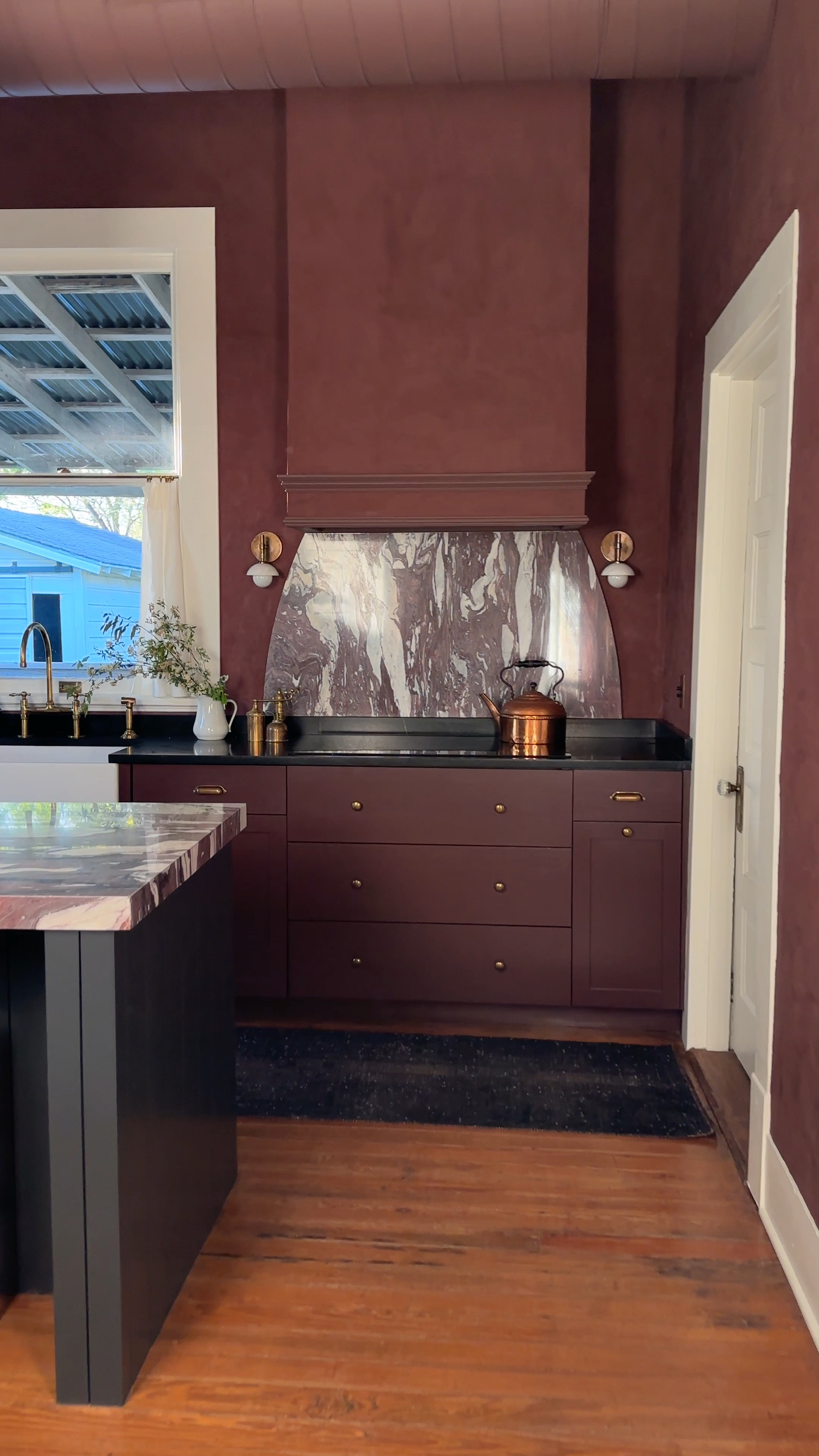 My newly renovated kitchen at golden hour ♥️

#LTKHome