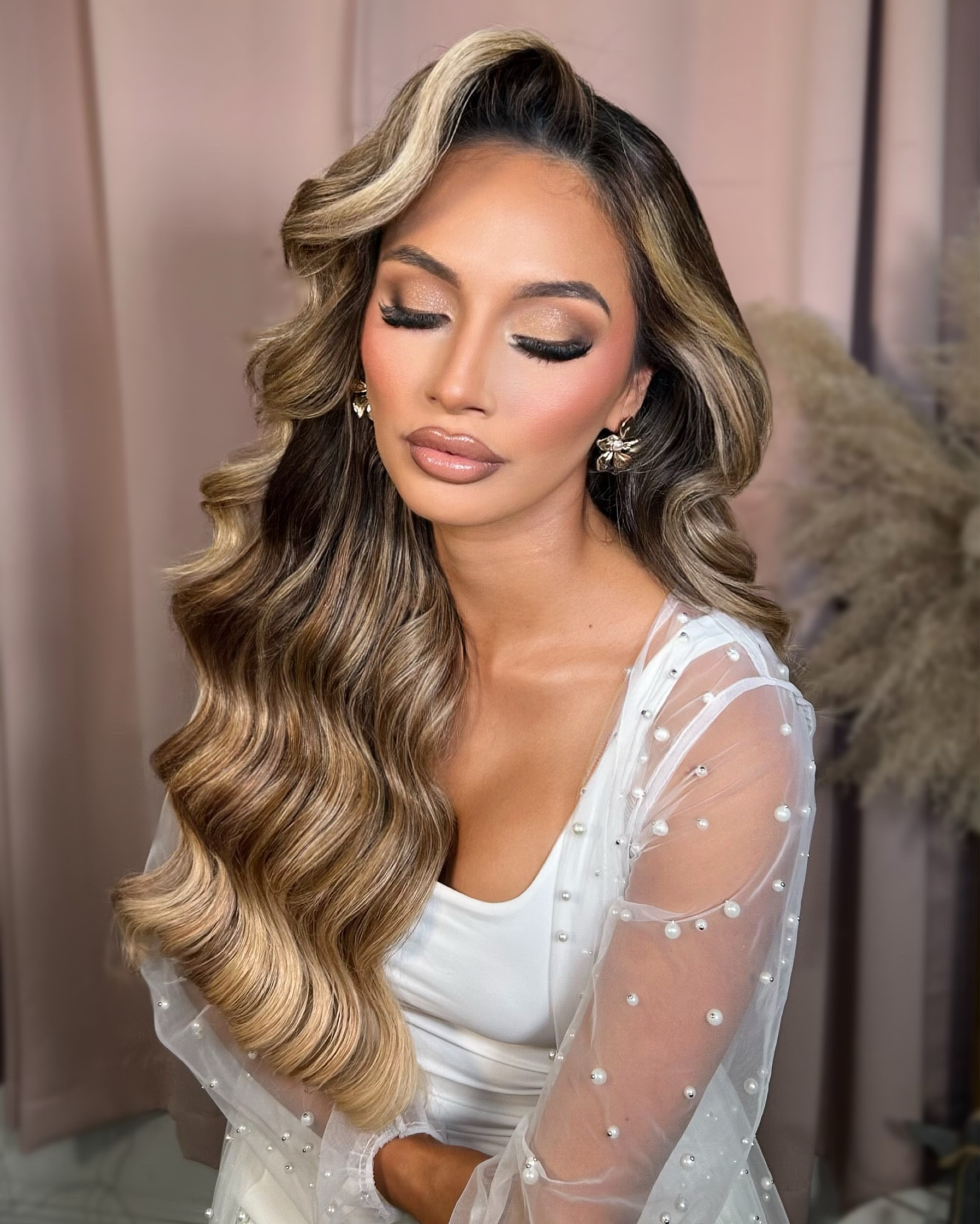 Bellami Hair clip on extensions are a MUST just LOOK AT THE RESULTS 
Color: COOL BROWN/DIRTY BLONDE 

#LTKBeauty #LTKSeasonal #LTKStyleTip