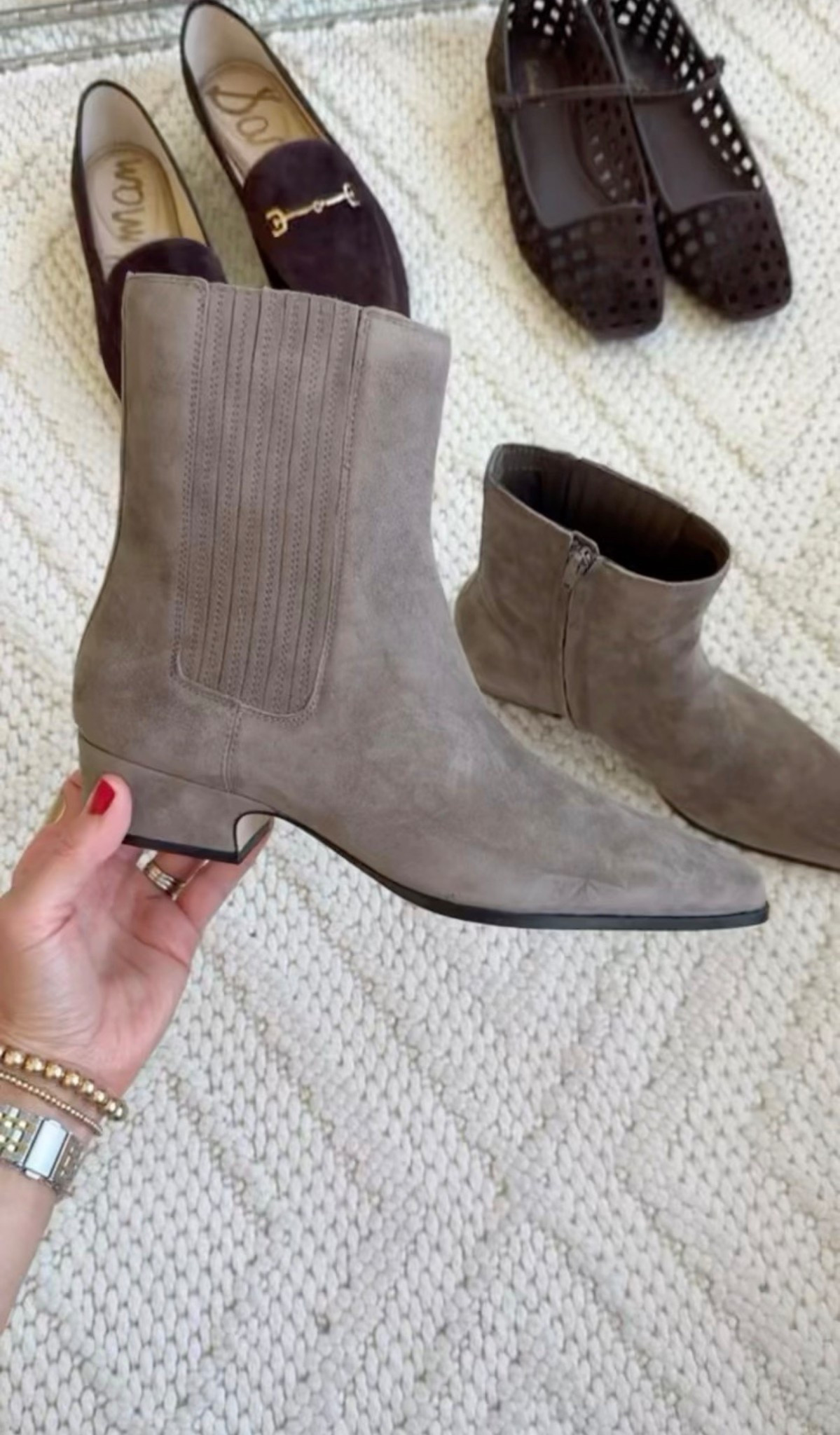 A comfortable and elevated boot for fall! I’m always on the hunt for something with a low, practical heel — and these are so chic🫰🏻

Get your true size 👍🏻


#LTKStyleTip #LTKShoeCrush #LTKOver40