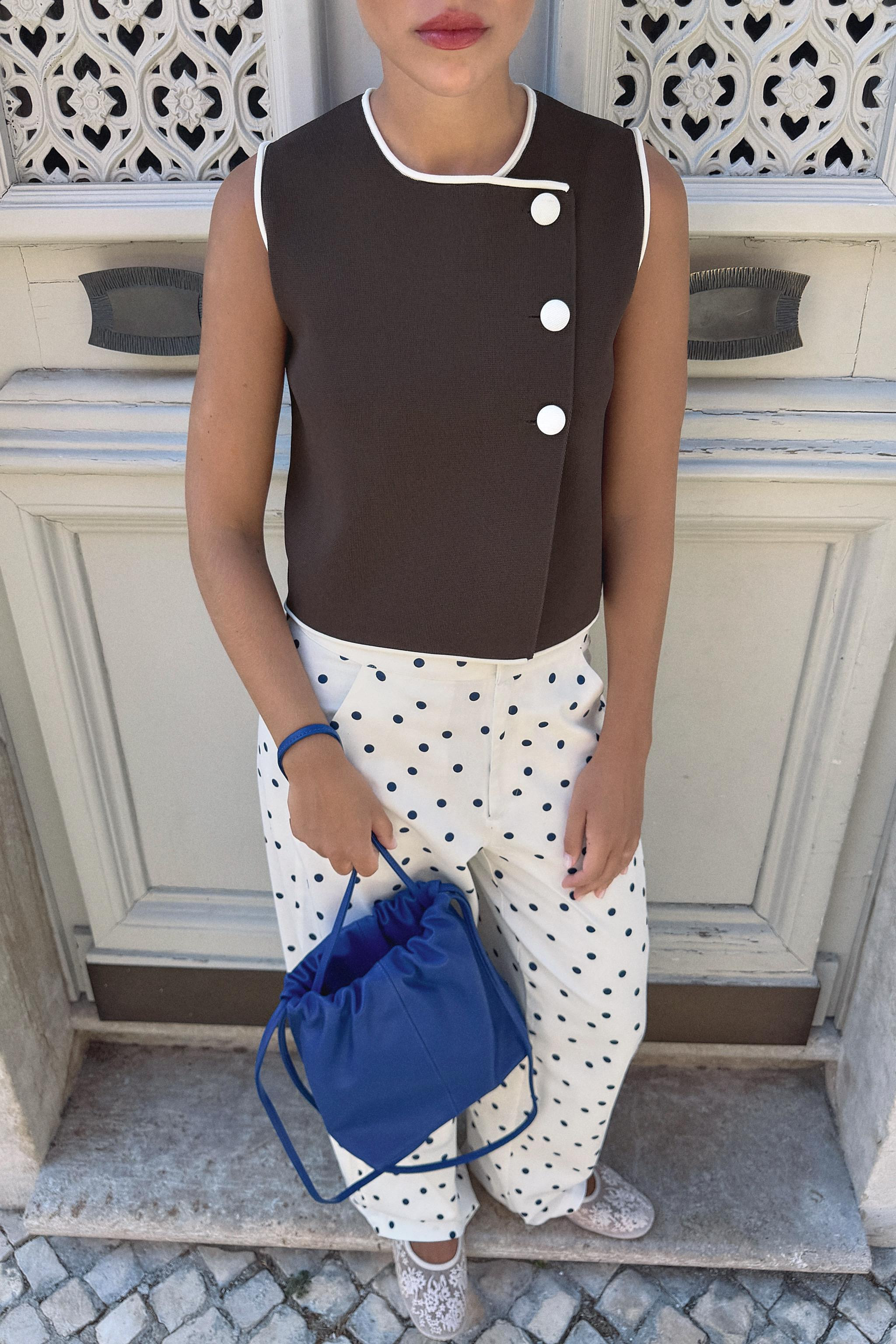 CONTRAST BUTTON KNIT TOP | Zara US