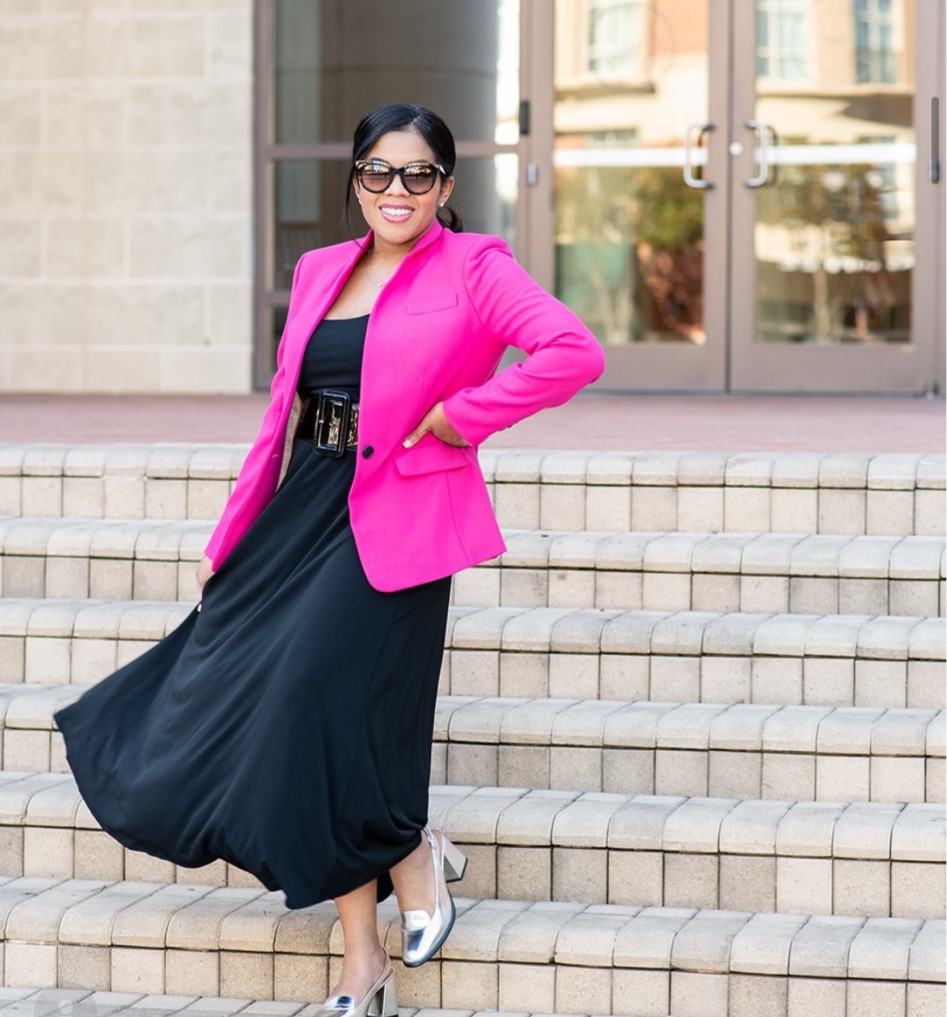 This pink blazer is the perfect pop of color to brighten up even the darkest of winter days!💗❄️ 

Winter fashion. Pink blazer. Holiday outfit ideas. 



#LTKSeasonal #LTKHoliday #LTKstyletip