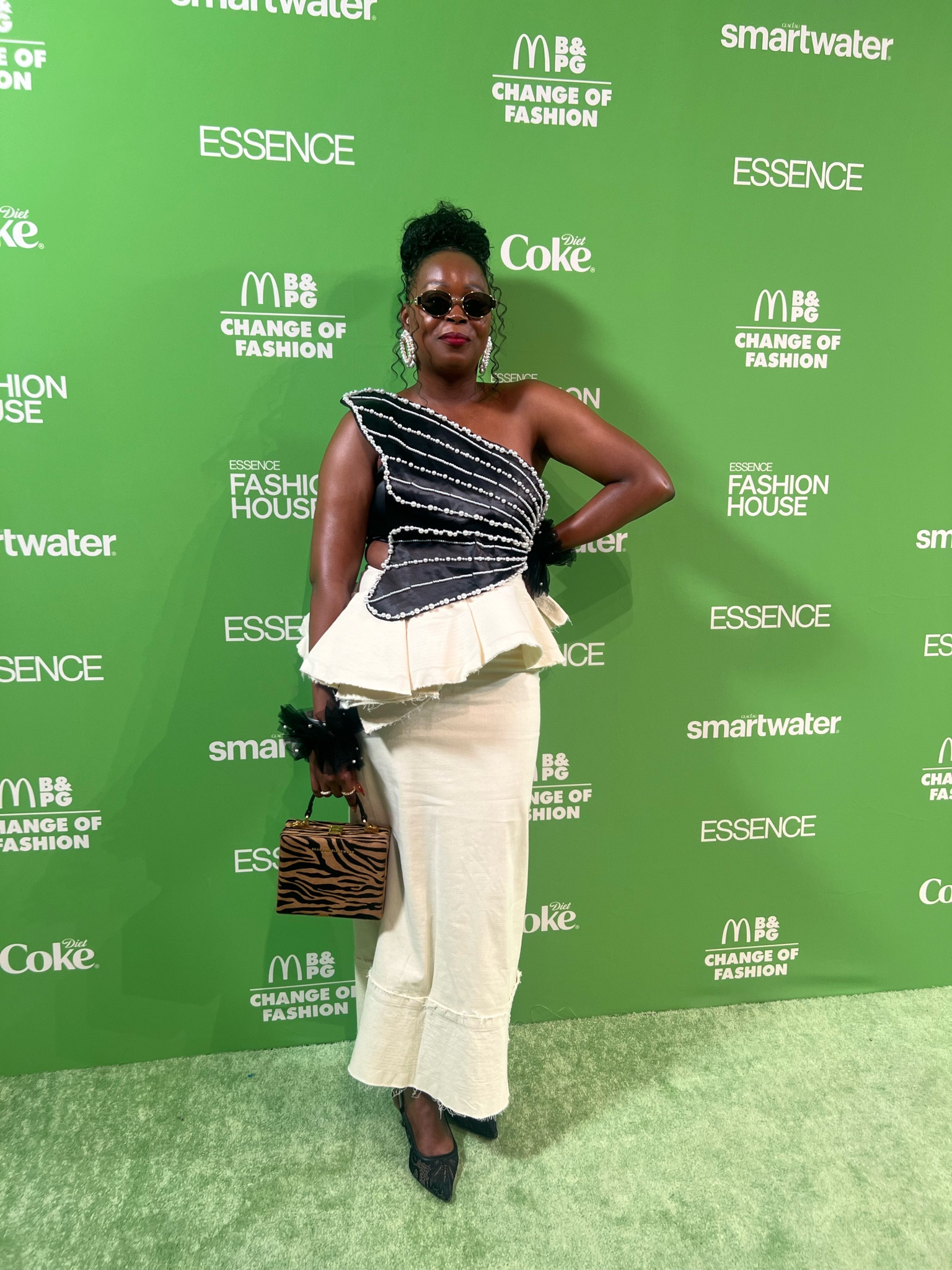 Shop some goodies from Akira

#LTKMidsize #LTKStyleTip