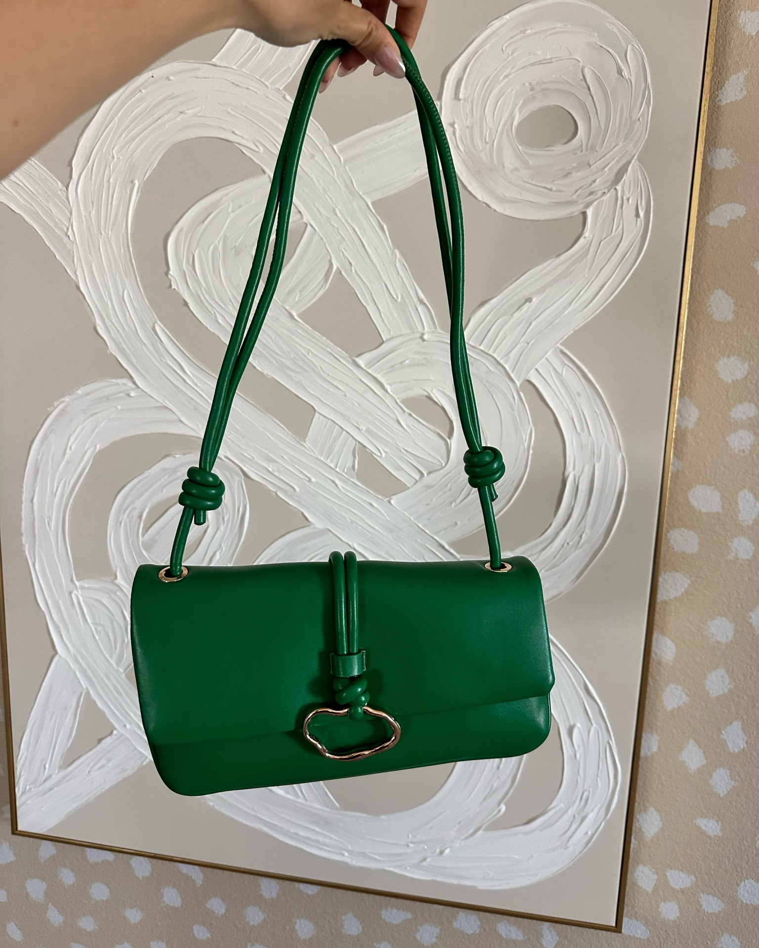 affordable handbags, fall handbags, autumn accessories, budget handbags, stylish purses, fall fashion trends, trending bags, everyday handbags, designer for less, chic accessories, autumn style, fall wardrobe, tote bags, crossbody bags, shoulder bags, affordable style, fall outfit ideas, LTK fashion, LTK find, budget friendly style
@Urban Expressions

#LTKgrwm #LTKootd #LTKSeasonal