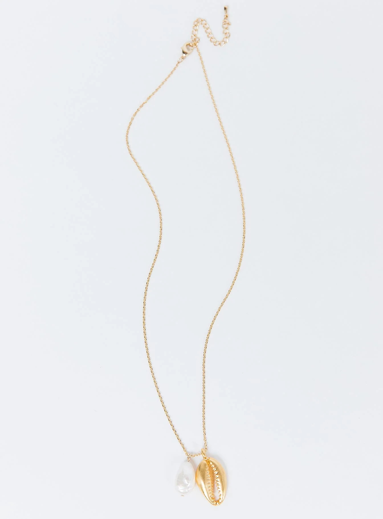 Jolie & Deen Pearl & Shell Necklace Gold | Princess Polly AU