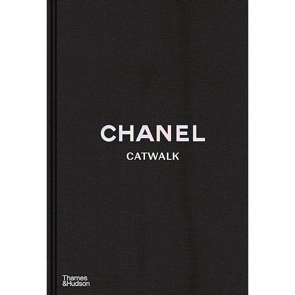 Chanel Catwalk Complete: Die Kollektionen - Von Karl Lagerfeld und Virginie Viard | Amazon (DE)