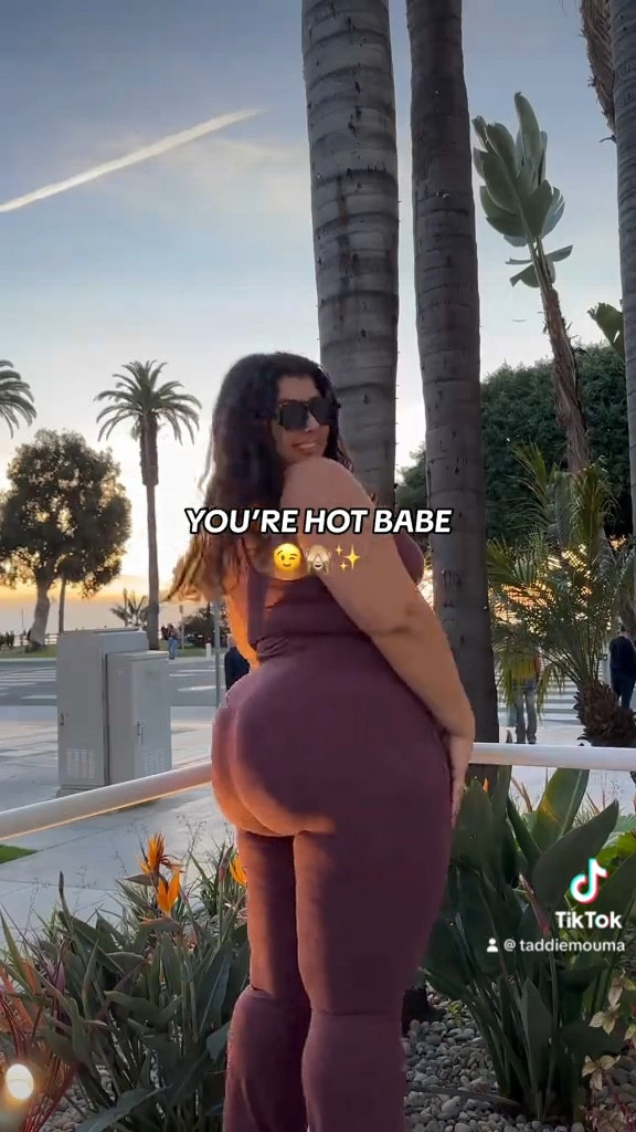 Okay but this set from amazon👀 literally slays soo hard!! These are my current favorite leggings and you guys have also been loving them!! 🥰 im wearing a size XXL✨

#LTKsalealert #LTKplussize #LTKstyletip