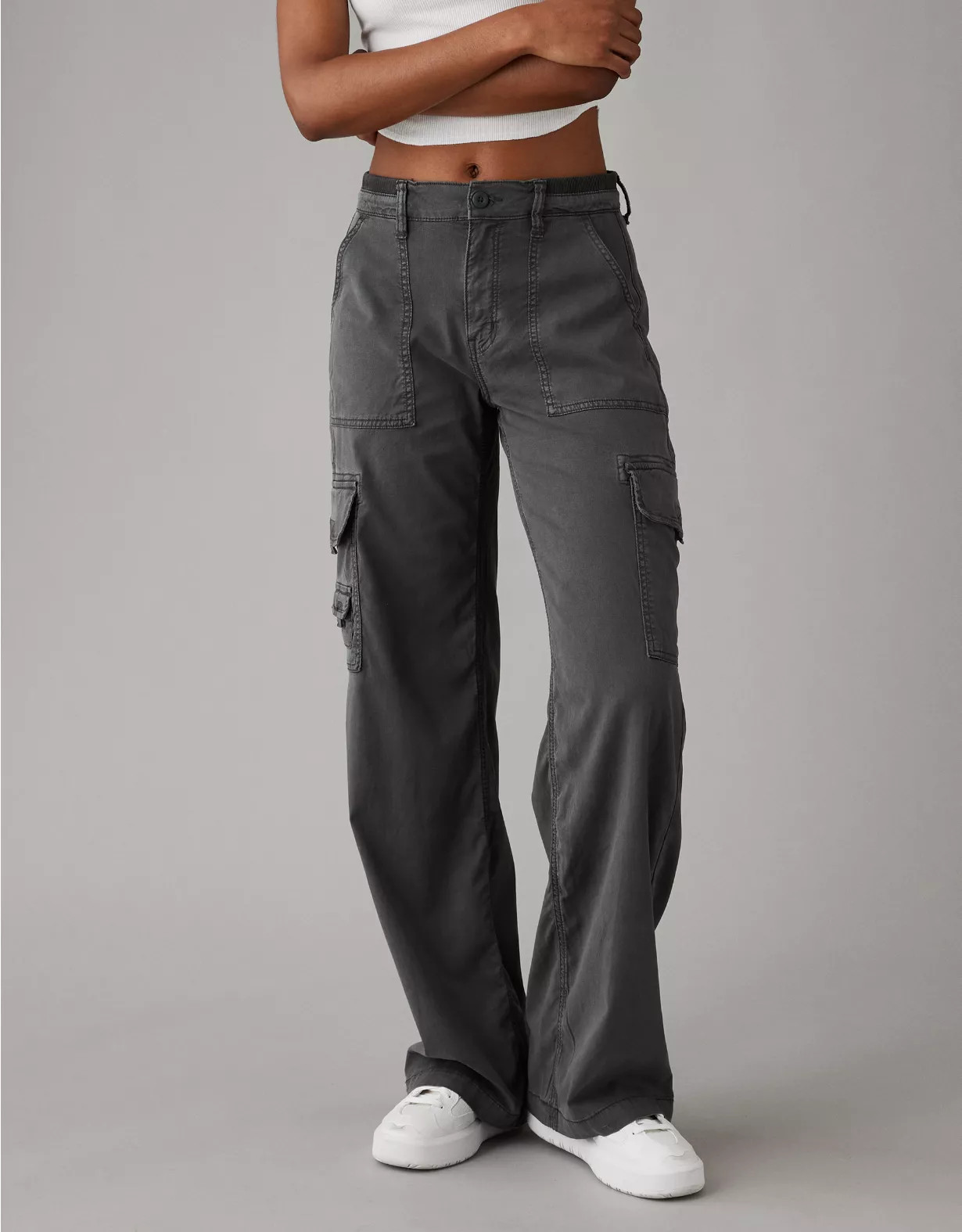 AE Dreamy Drape Stretch Cargo Super High-Waisted Baggy Wide-Leg Pant | American Eagle Outfitters (US & CA)