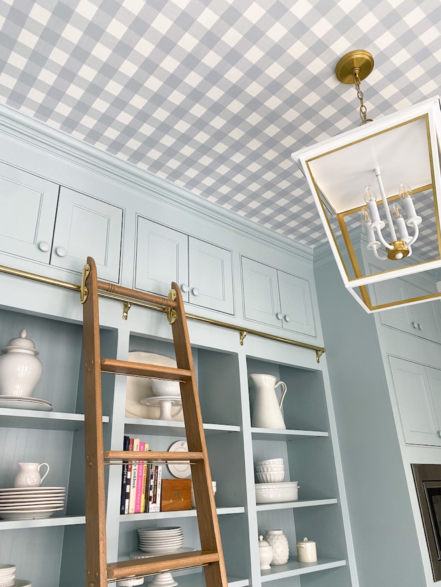 Butlers pantry details 

#LTKhome #LTKstyletip