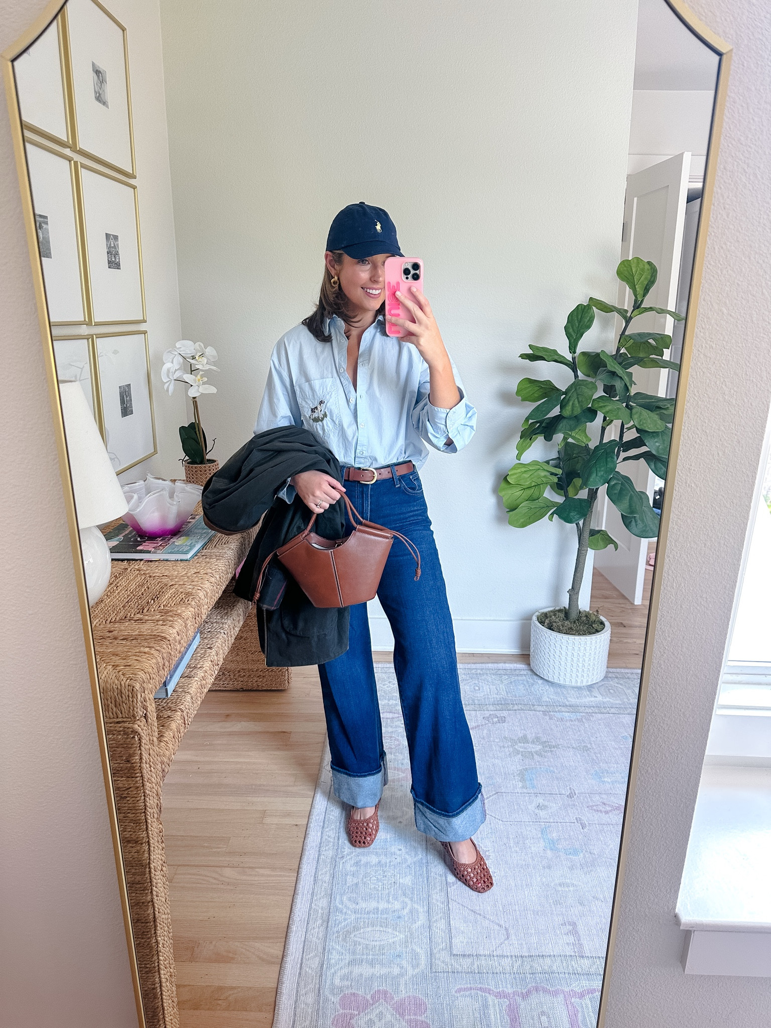 London / Cotswolds outfit idea! Wearing an XS in skirt and 25 in jeans.

London outfit // London outfit idea 