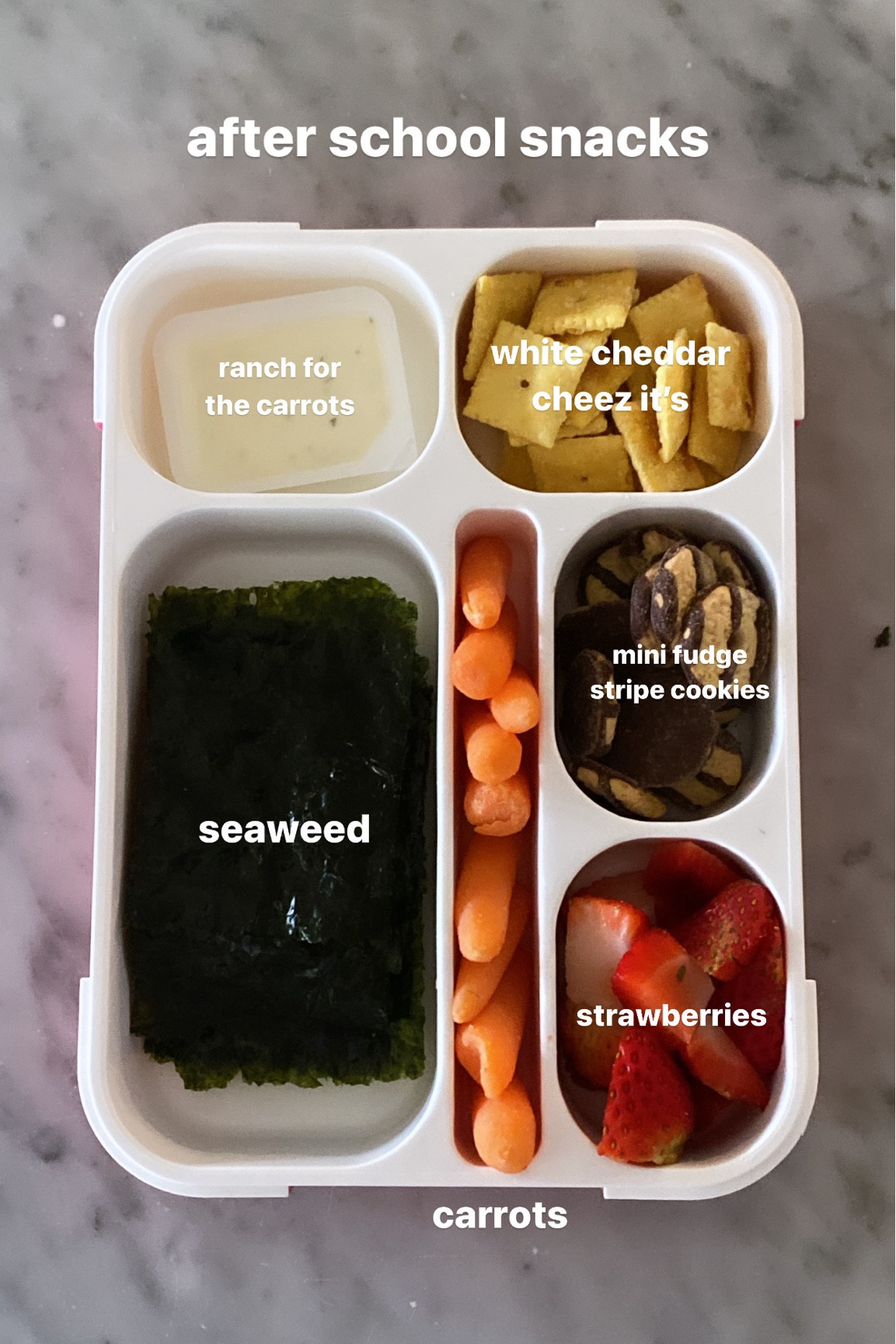 Bento boxes make for the perfect after school snack board especially if your kid doesn’t like their food touching 😜 