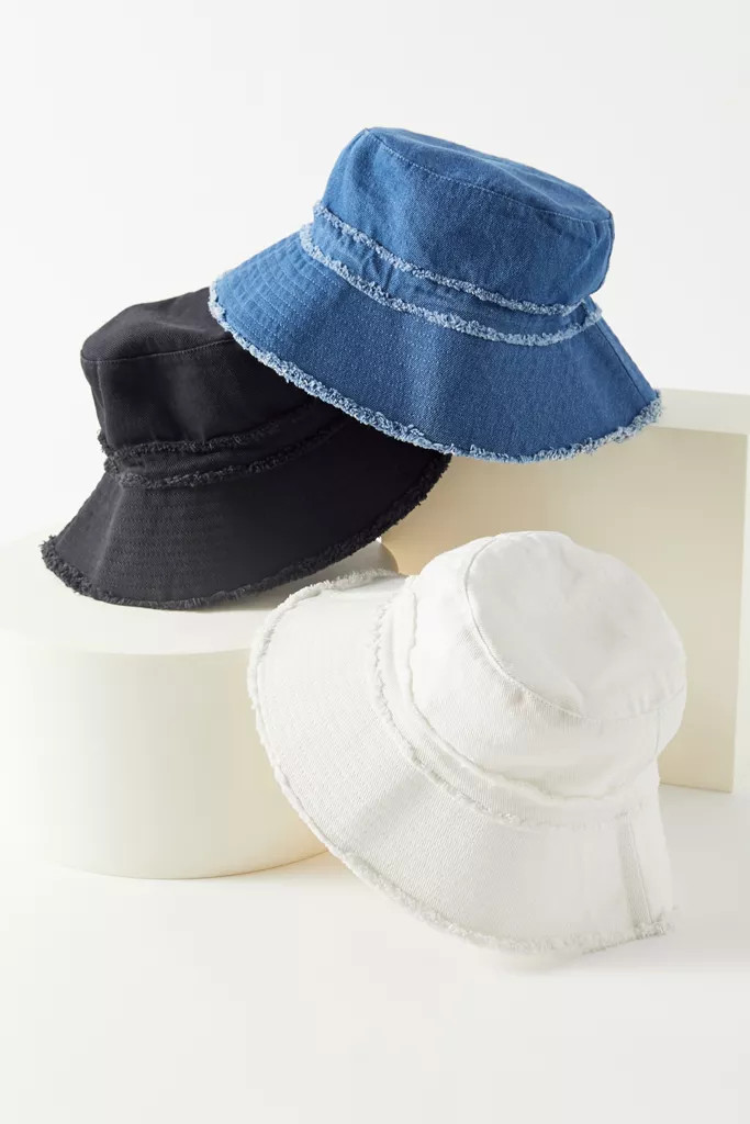 Frayed Canvas Bucket Hat | Urban Outfitters (US and RoW)