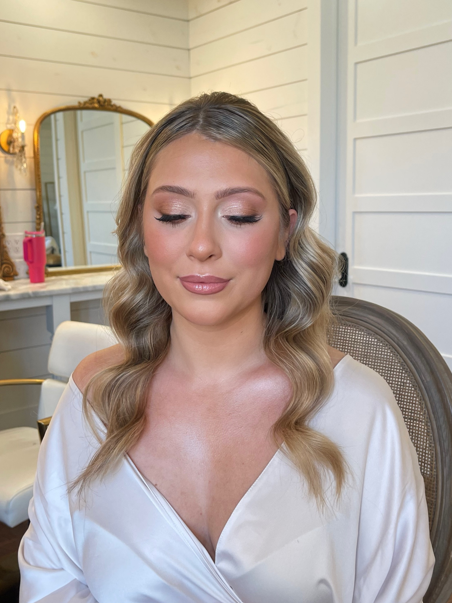 Everyone needs this eyeshadow it’s super long lasting and gives your eyes that extra pop💫

#LTKBeauty #LTKWedding