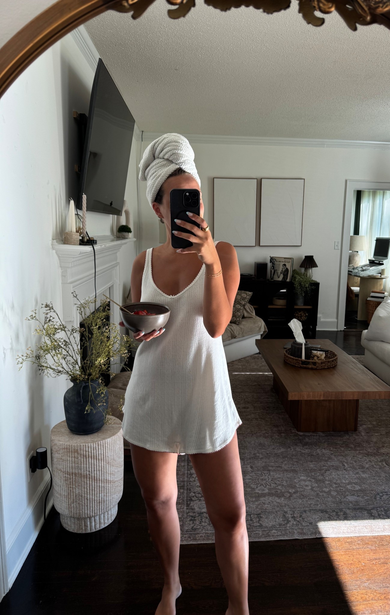 The best pjs set that I have lived in every day since getting it in the mail. I’m wearing a M