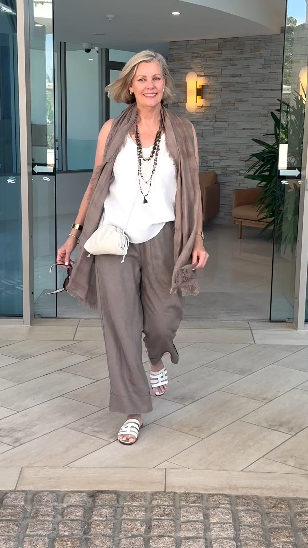 SUMMER NEVER LOOKED SO GOOD! 🧡

New favourites for Summer. Gorgeous Linen pieces and 100% Merino wool cardigan. Such timeless pieces in a gorgeous taupe colourway. 

Linda 175cms wears all Size M.


#LTKaustralia #LTKsummer #LTKover50style