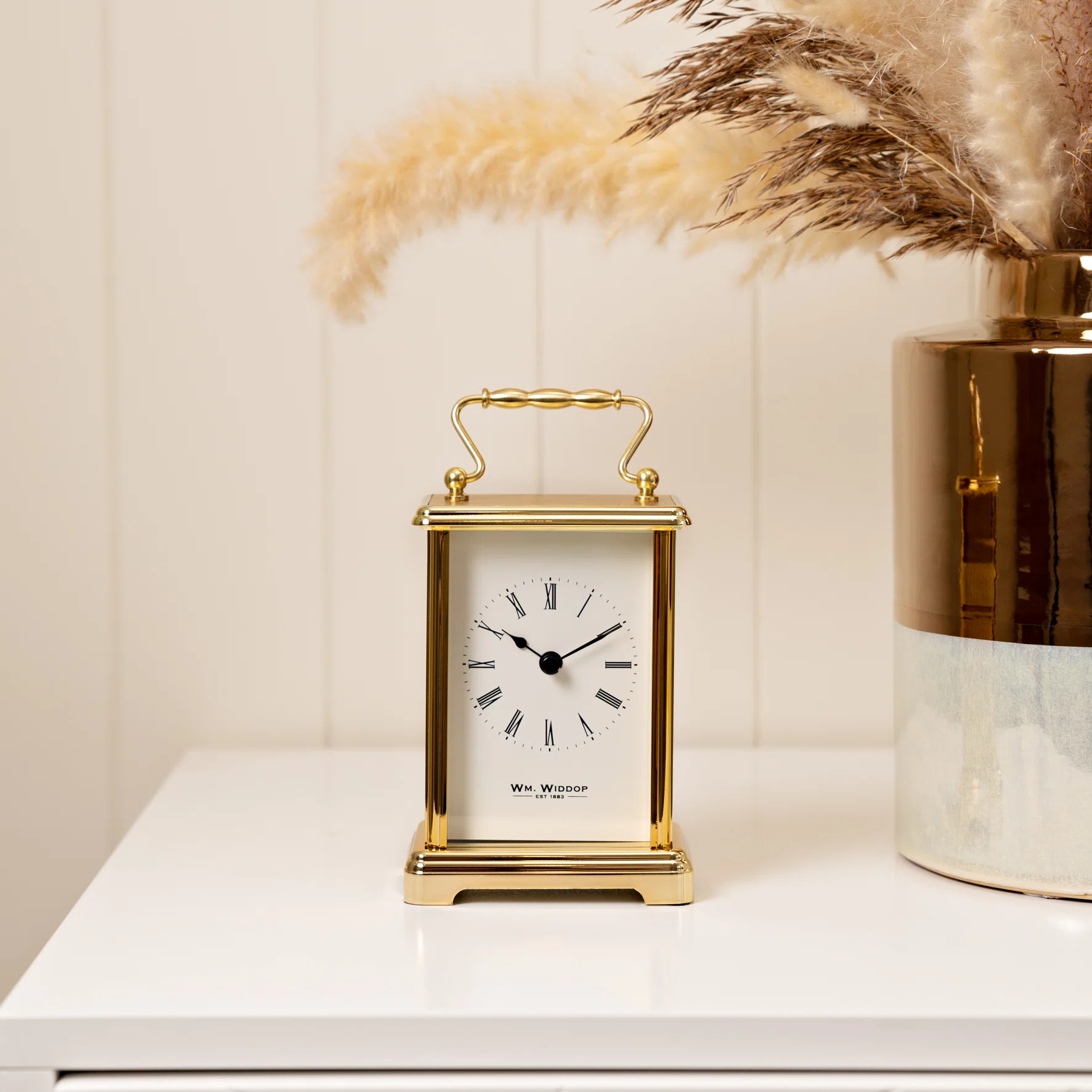 Roman Numeral Metal Quartz Movement / Crystal Tabletop Clock in Gold | Wayfair UK