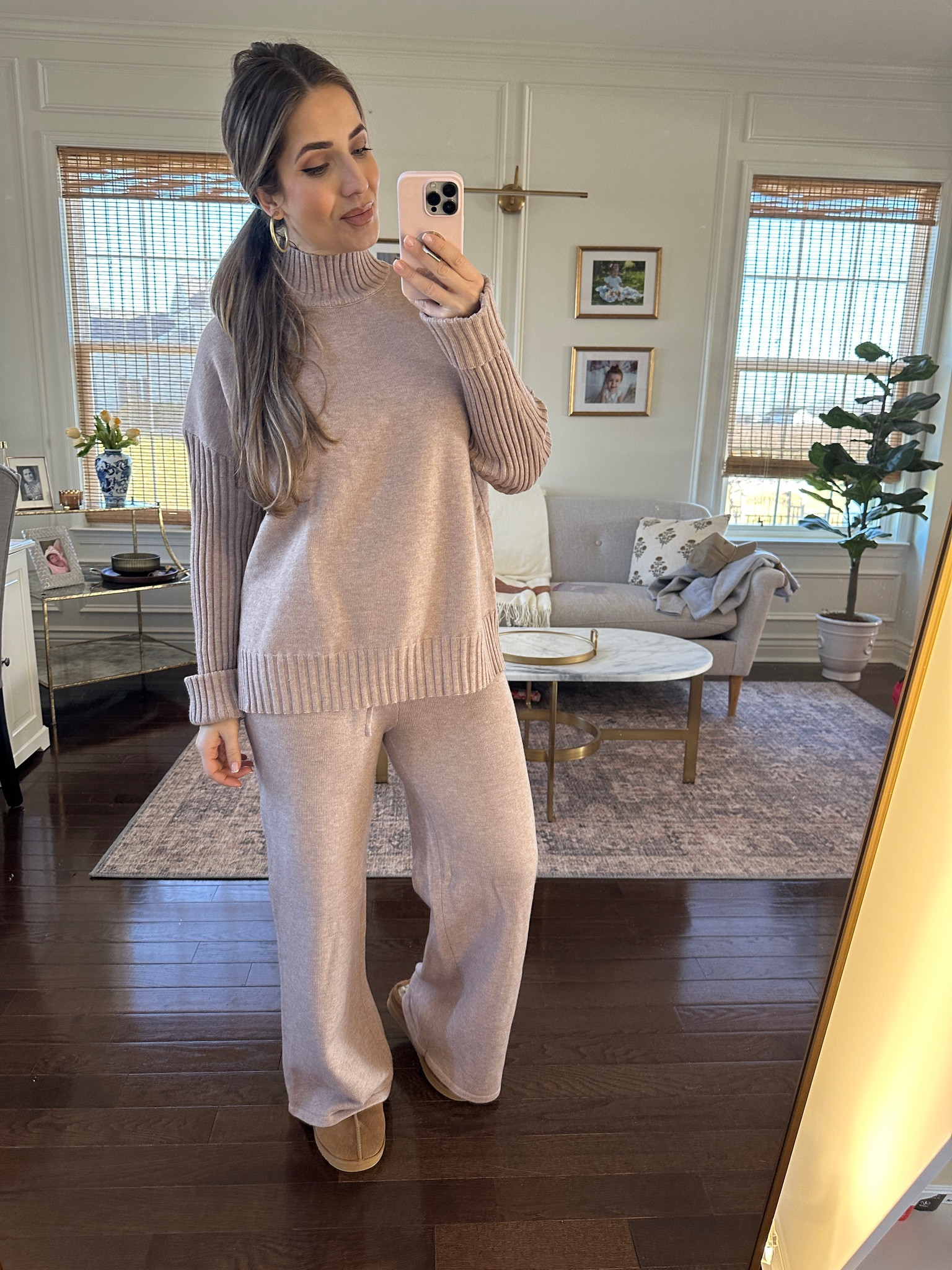 Comfy OOTD

#LTKfindsunder50 #LTKfindsunder100 #LTKmidsize