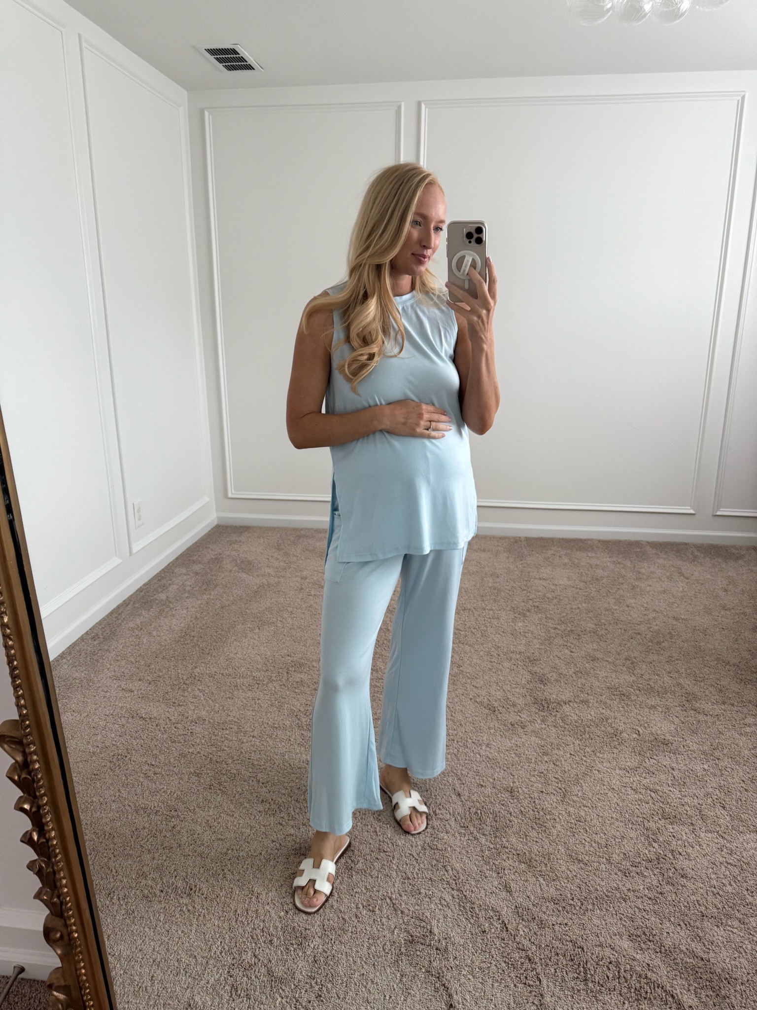 Bump friendly everyday outfit. This set is so comfy!

#LTKBump #LTKFindsUnder50 #LTKStyleTip