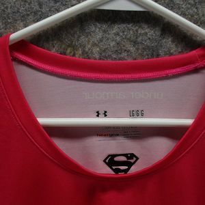 Under Armour Shirt Women's Large Superman Logo Superwoman Heat Gear Activewear | Poshmark