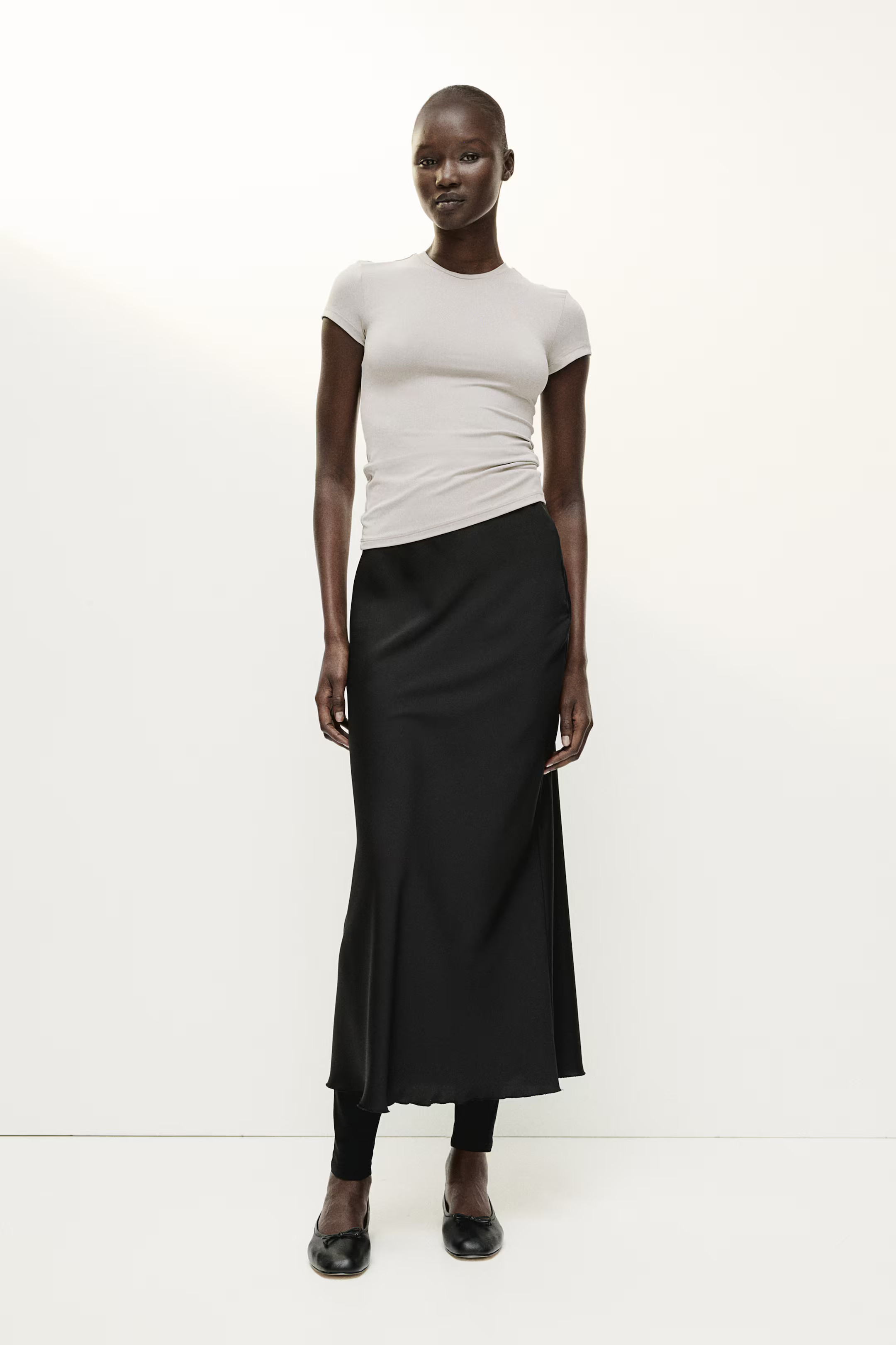 Fitted T-shirt - Dark beige - Ladies | H&M US | H&M (US + CA)