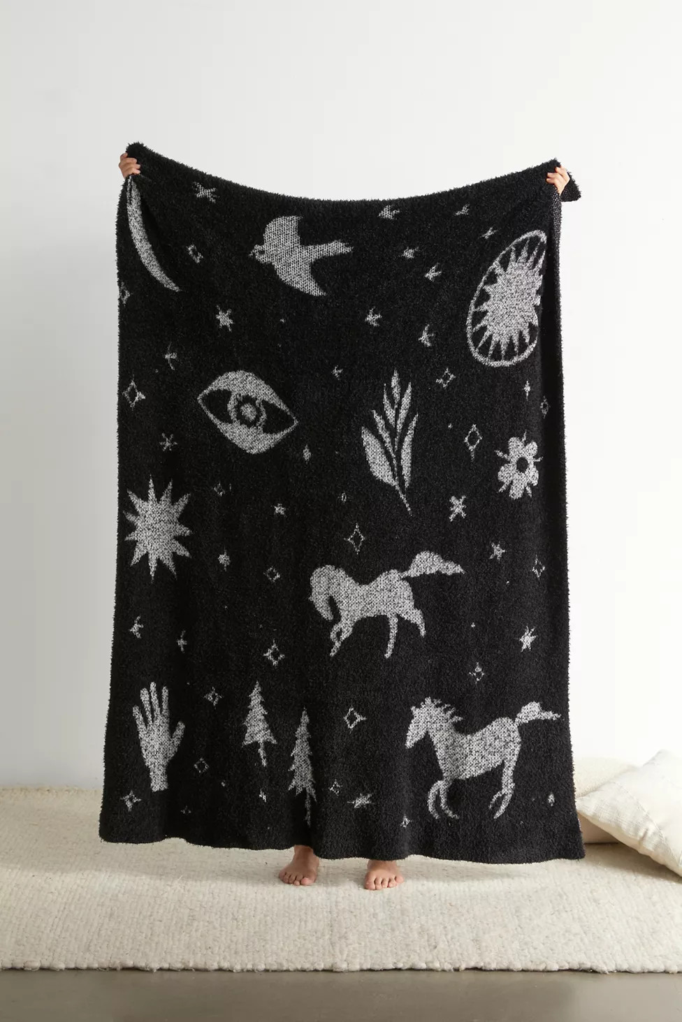 Mystical Jacquard Throw Blanket | Urban Outfitters (US and RoW)