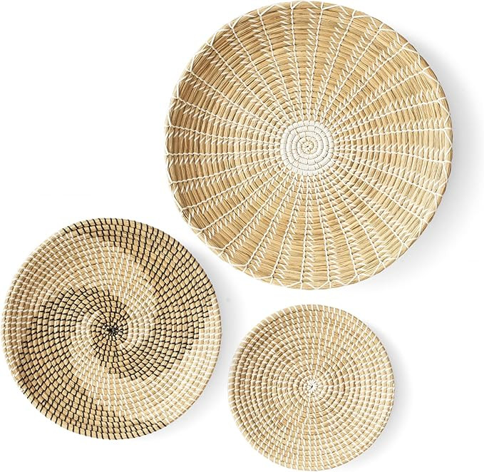 Artera Wicker Wall Decor - Set of 3 Oversized, Hanging Natural Woven Seagrass Flat Baskets, Round... | Amazon (US)