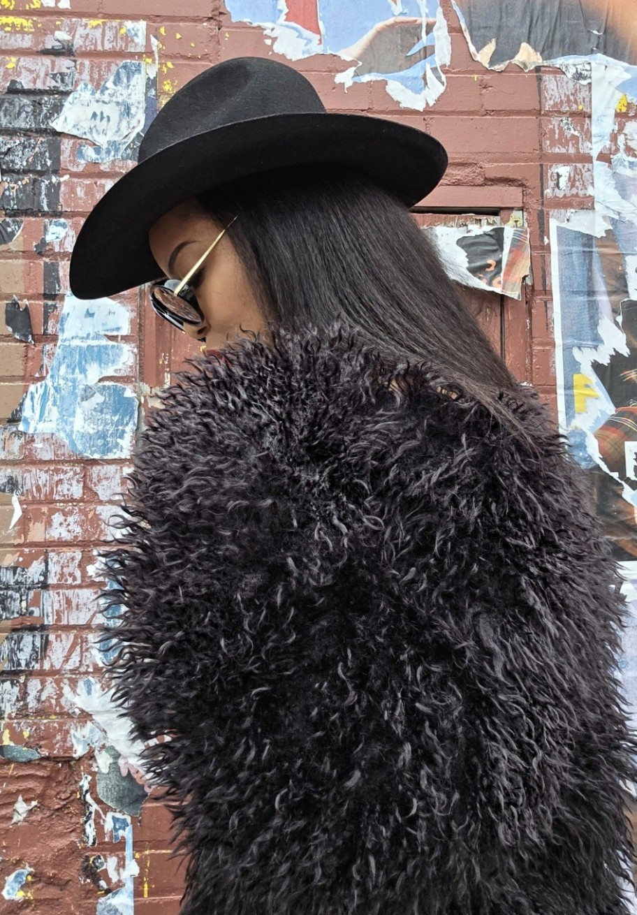 A good hat changes everything. Loving the structured crown and classic feel of this Gigi Pip beauty.

#LTKootd #LTKOver40 #LTKBeauty