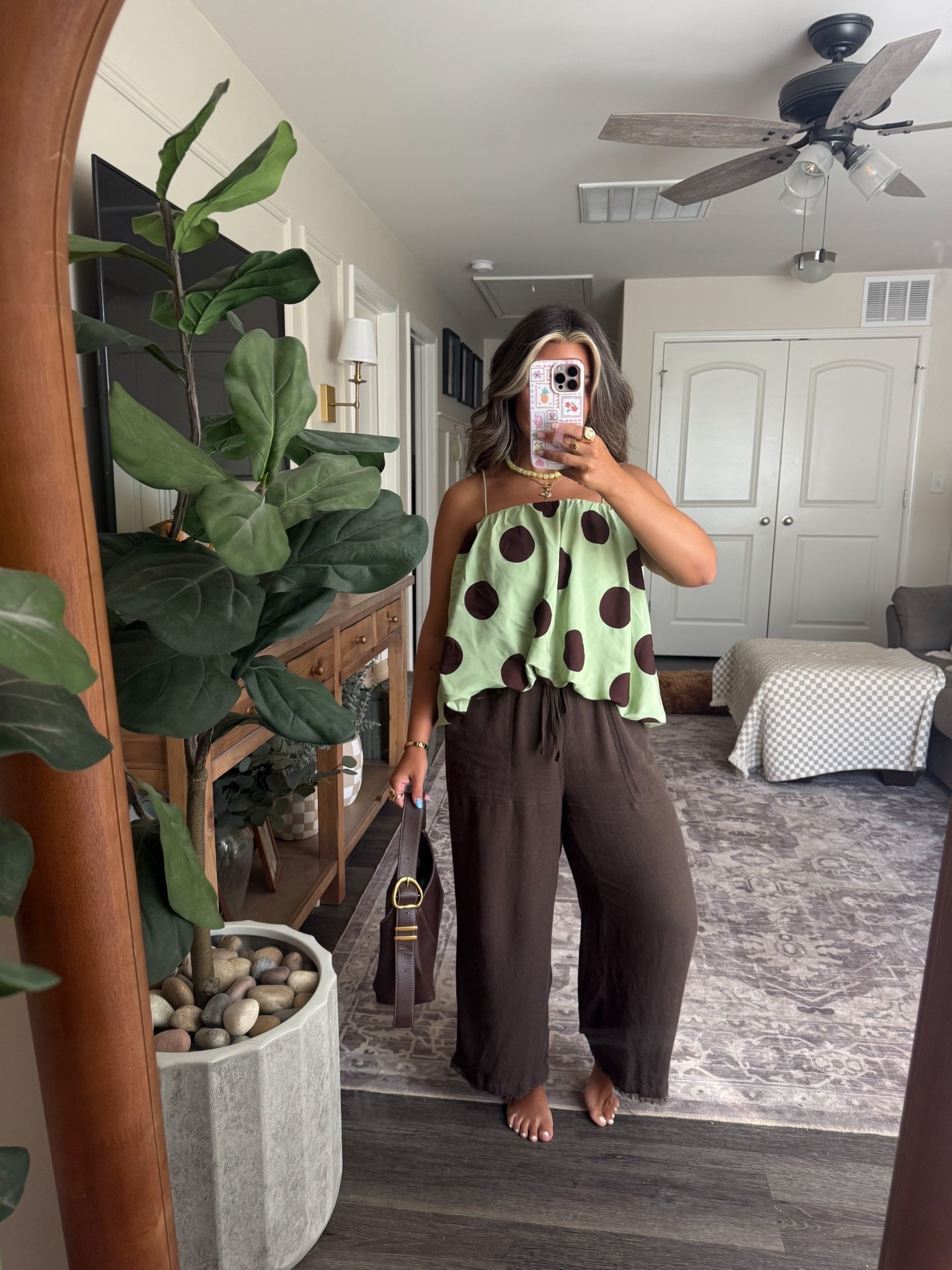 Wearing size medium top

#LTKootd #LTKMidsize #LTKSeasonal