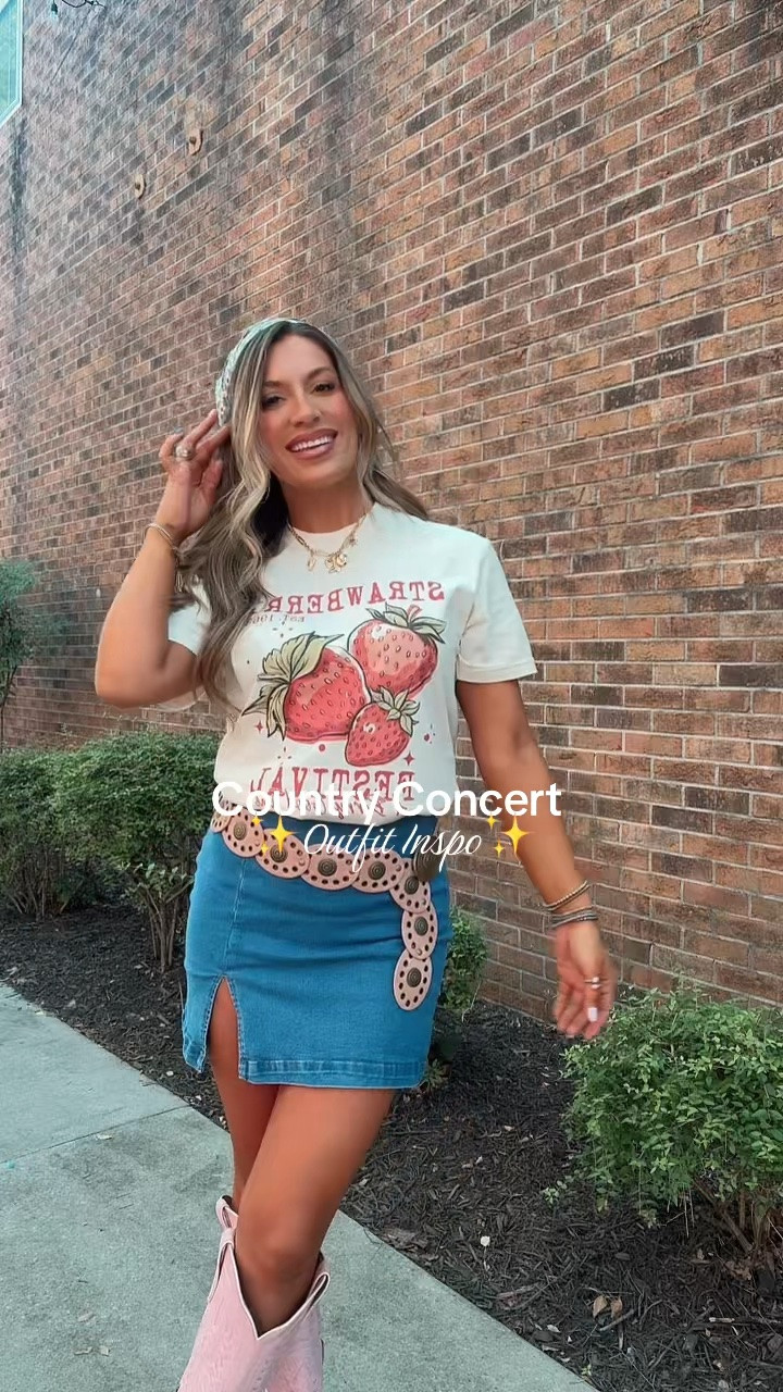 Country concert vibes 💃

Use code: Abi20 to save 
#countryconcert #westernfashion
